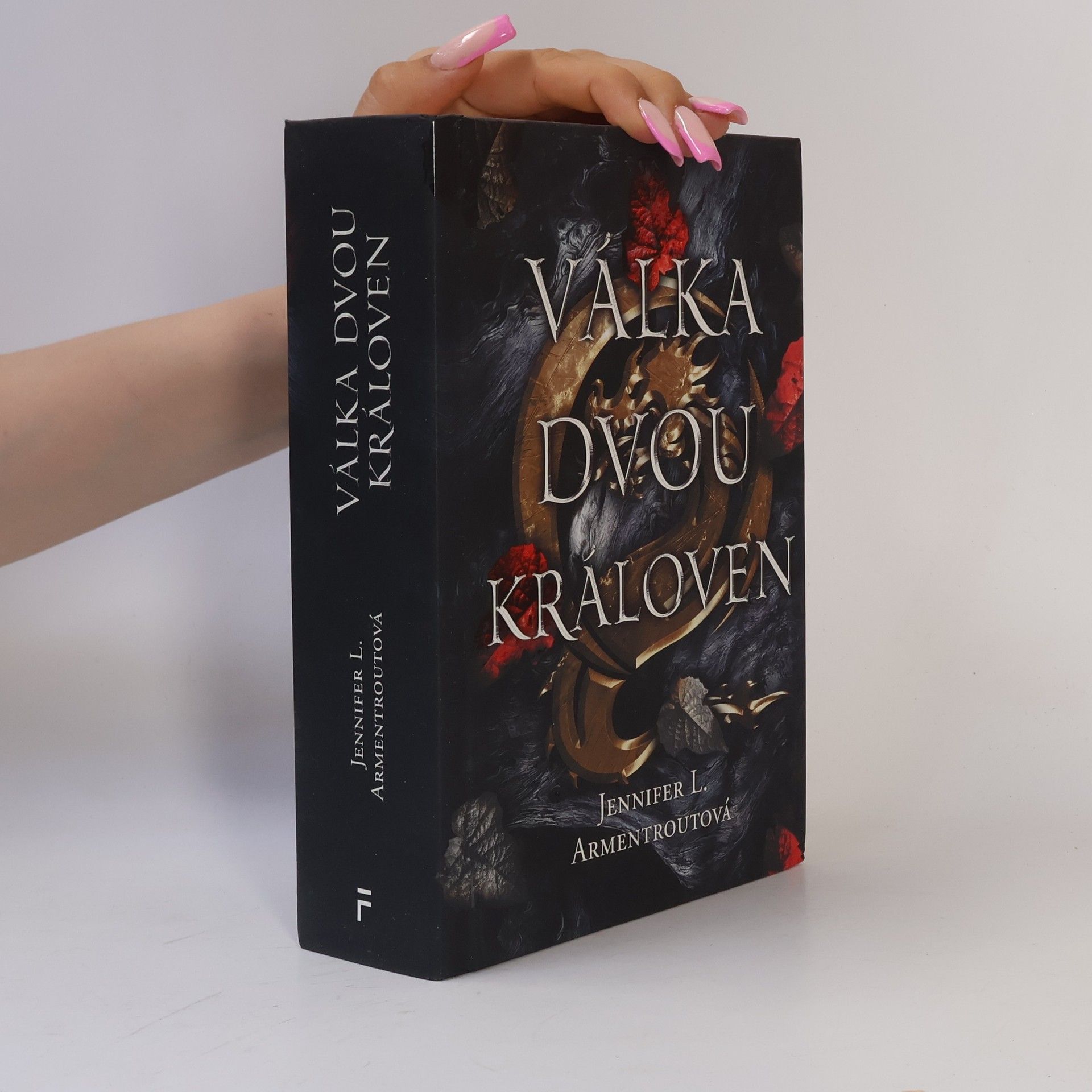 Jennifer L. Armentrout Válka dvou královen