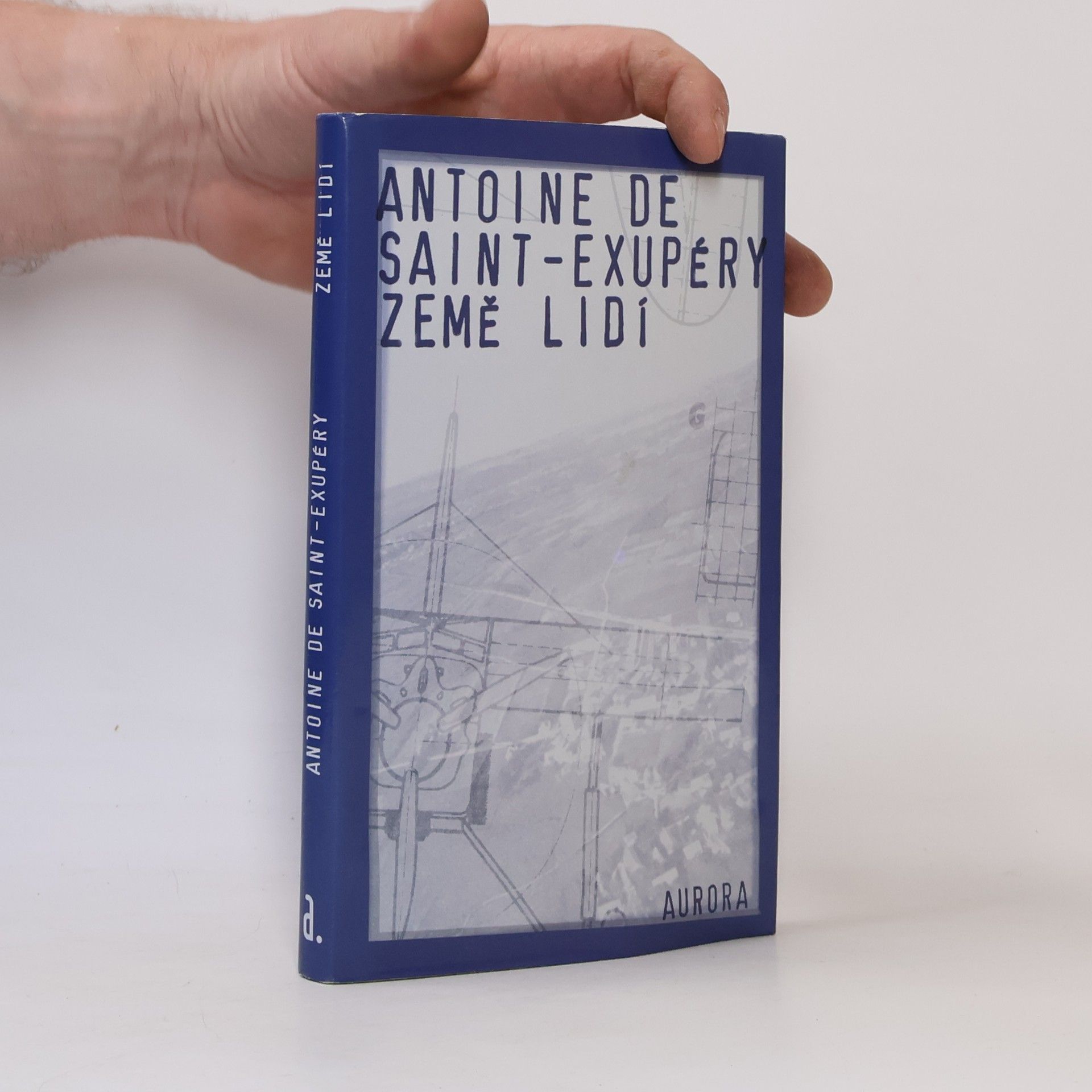 Antoine de Saint-Exupéry Země lidí