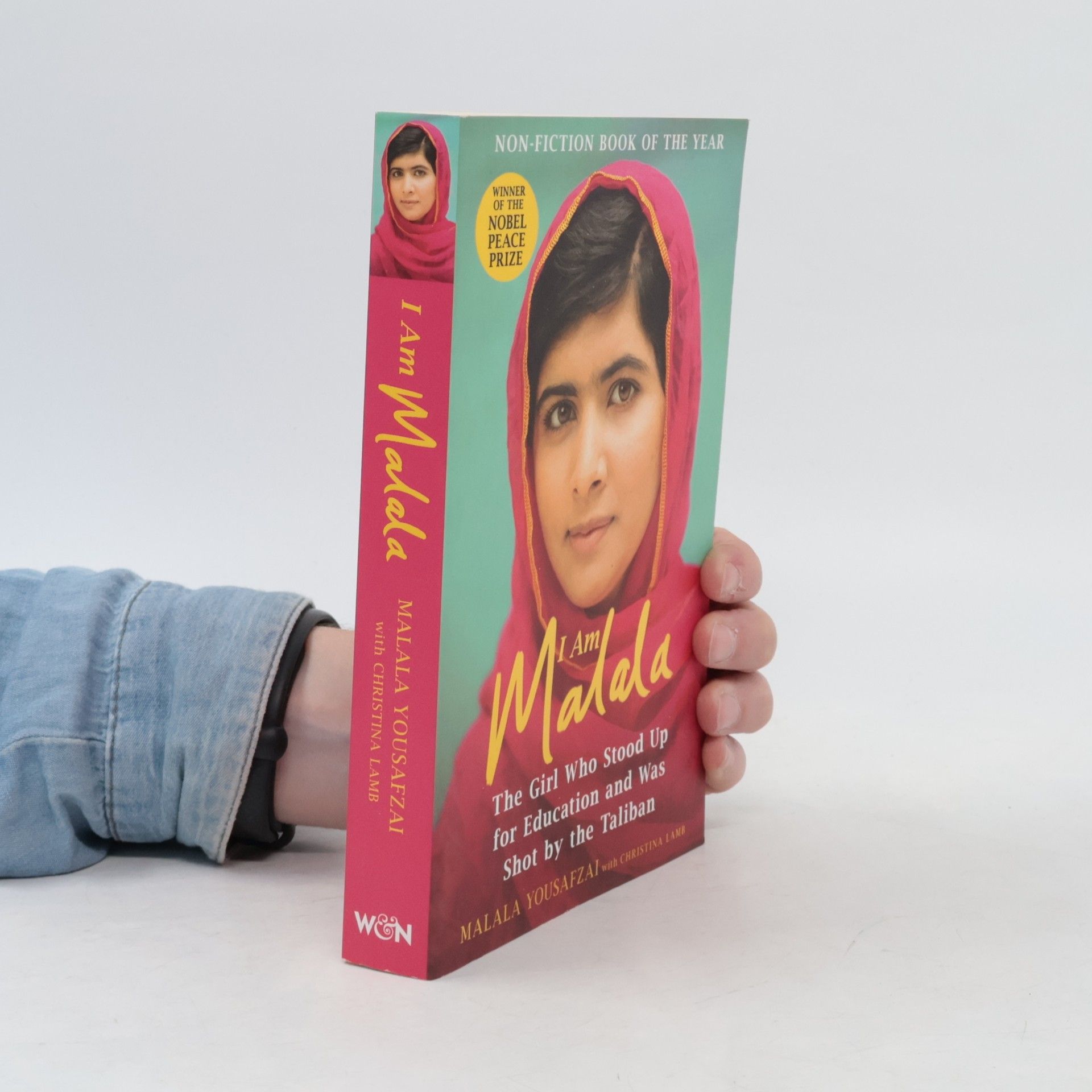 Malala Yousafzai I am Malala : the girl who stood up for education and was shot by the Taliban
