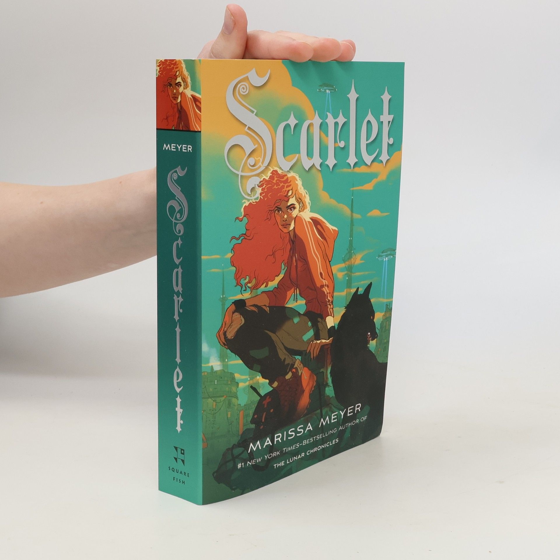 Marissa Meyer Scarlet