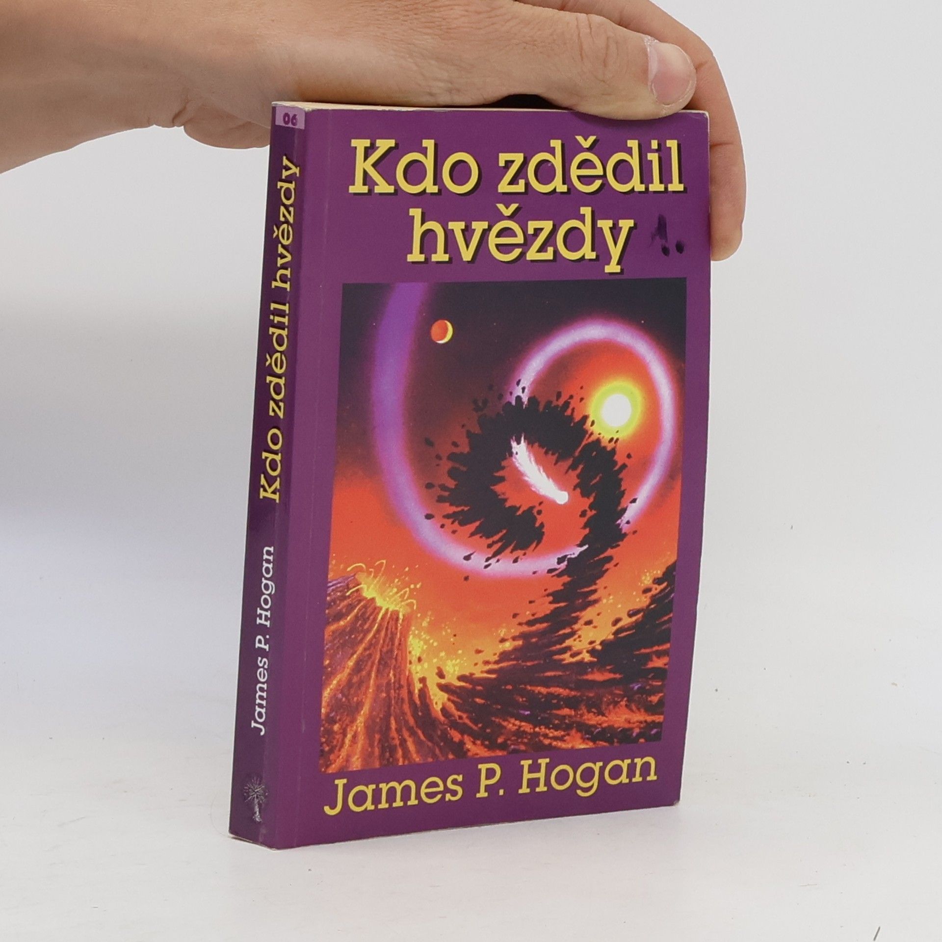 James P. Hogan Kdo zdědil hvězdy