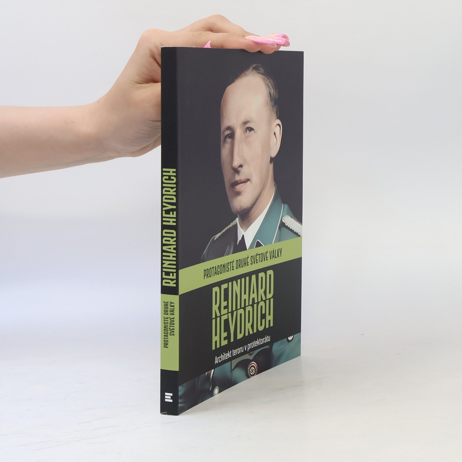 Joan Solé Charles de Gaulle: Nezlomný státník