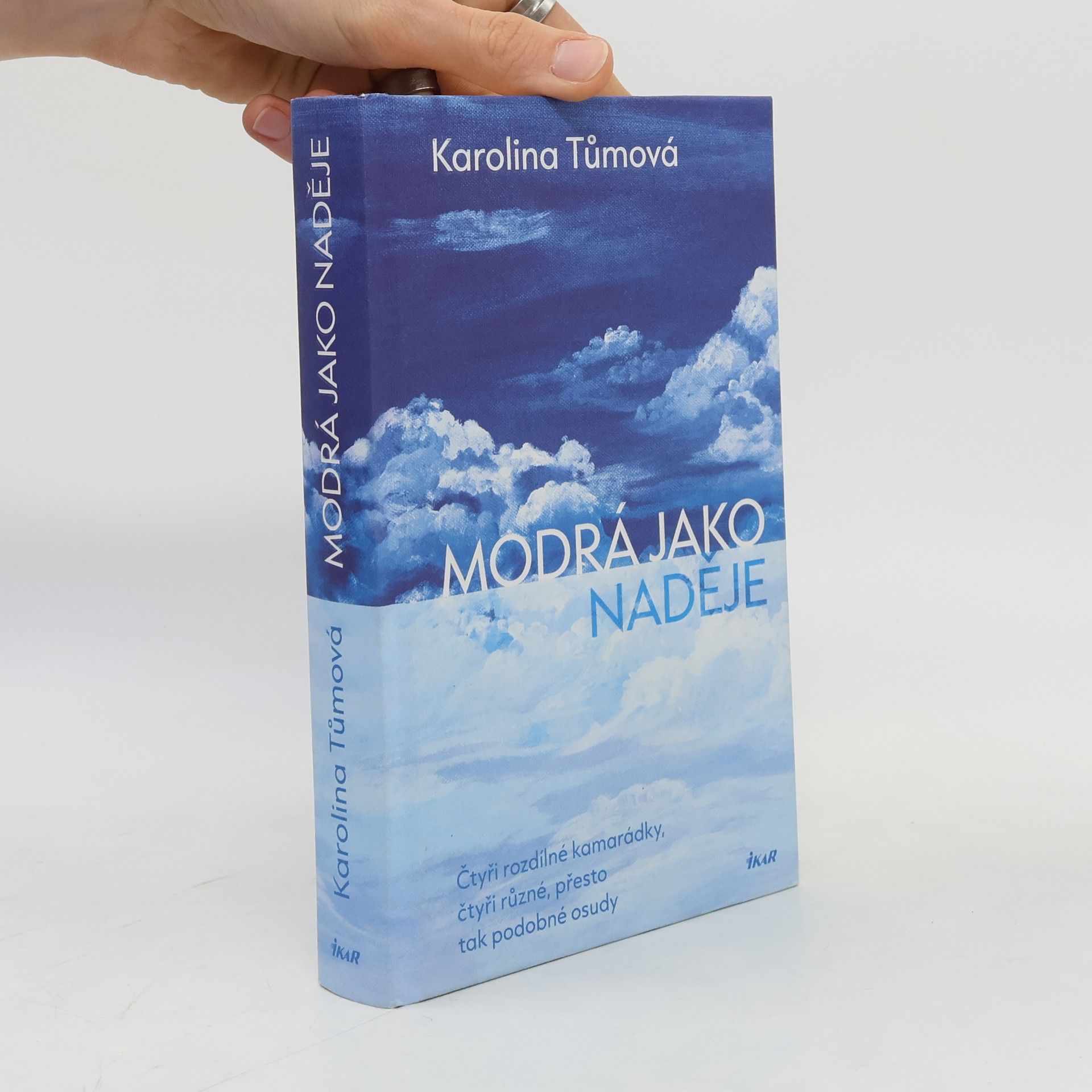 Karolina Tůmová Modrá jako naděje