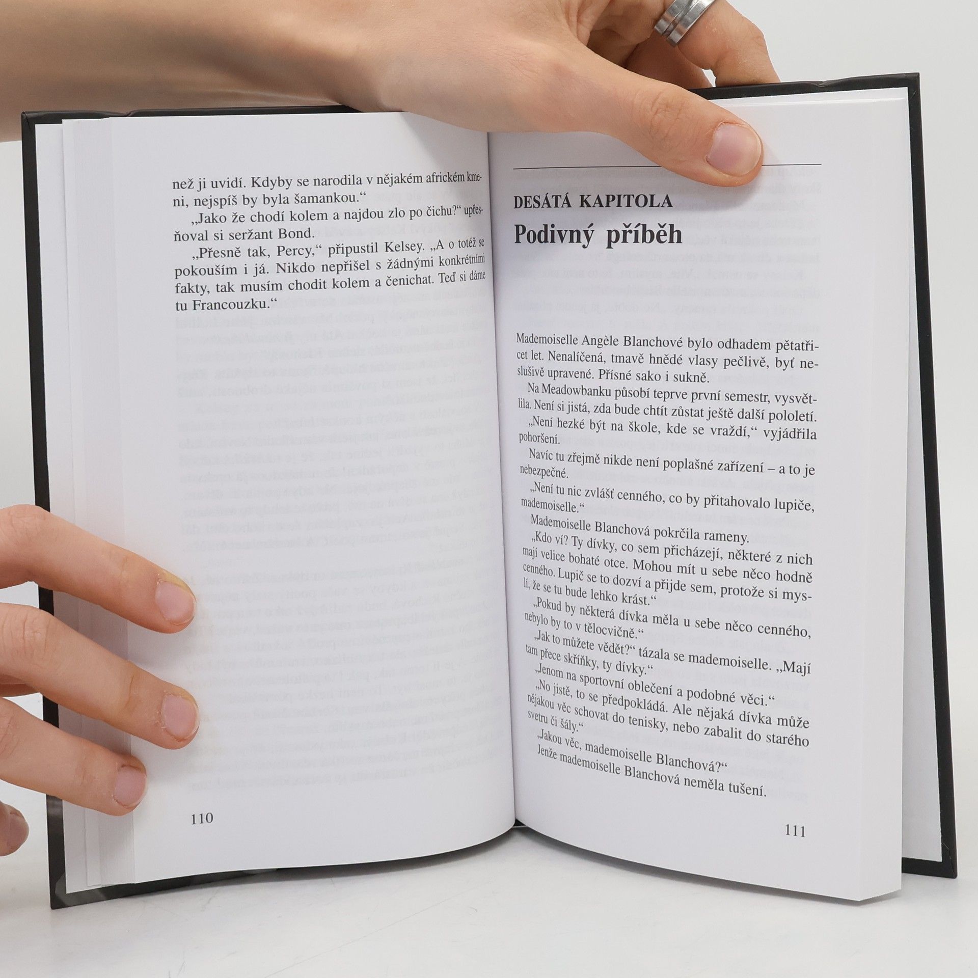 Agatha Christie Kočka mezi holuby
