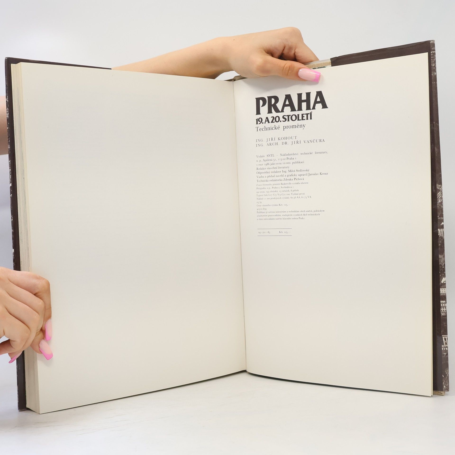 Jiří Kohout Praha 19. a 20. století. Technické proměny