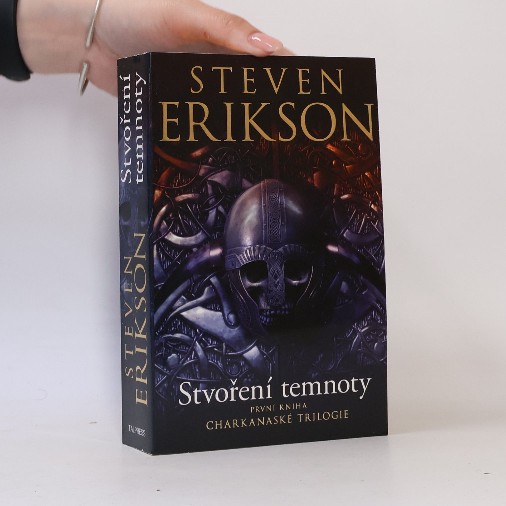Steven Erikson Stvoření temnoty