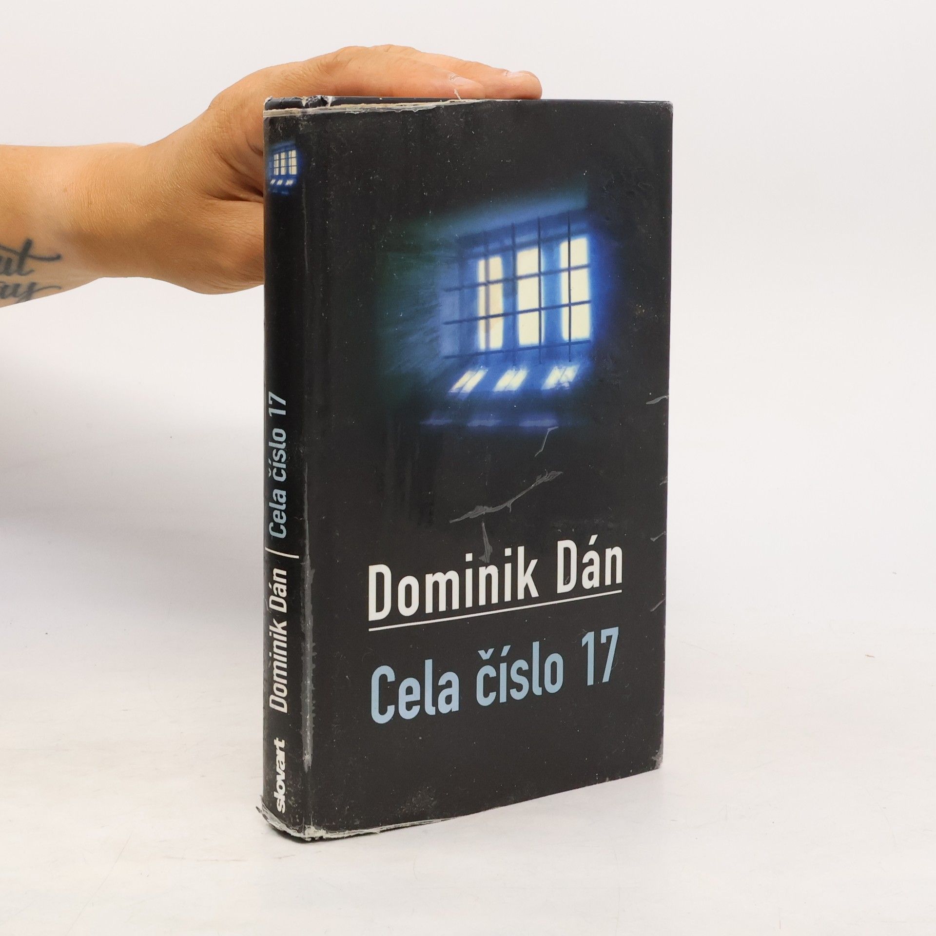 Dominik Dán Cela číslo 17