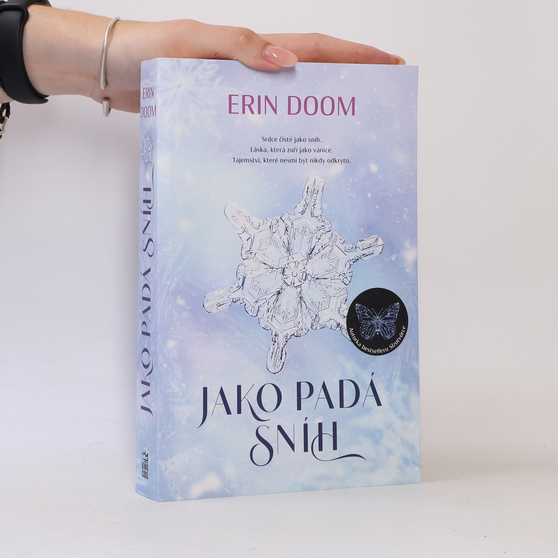 Erin Doom Jako padá sníh