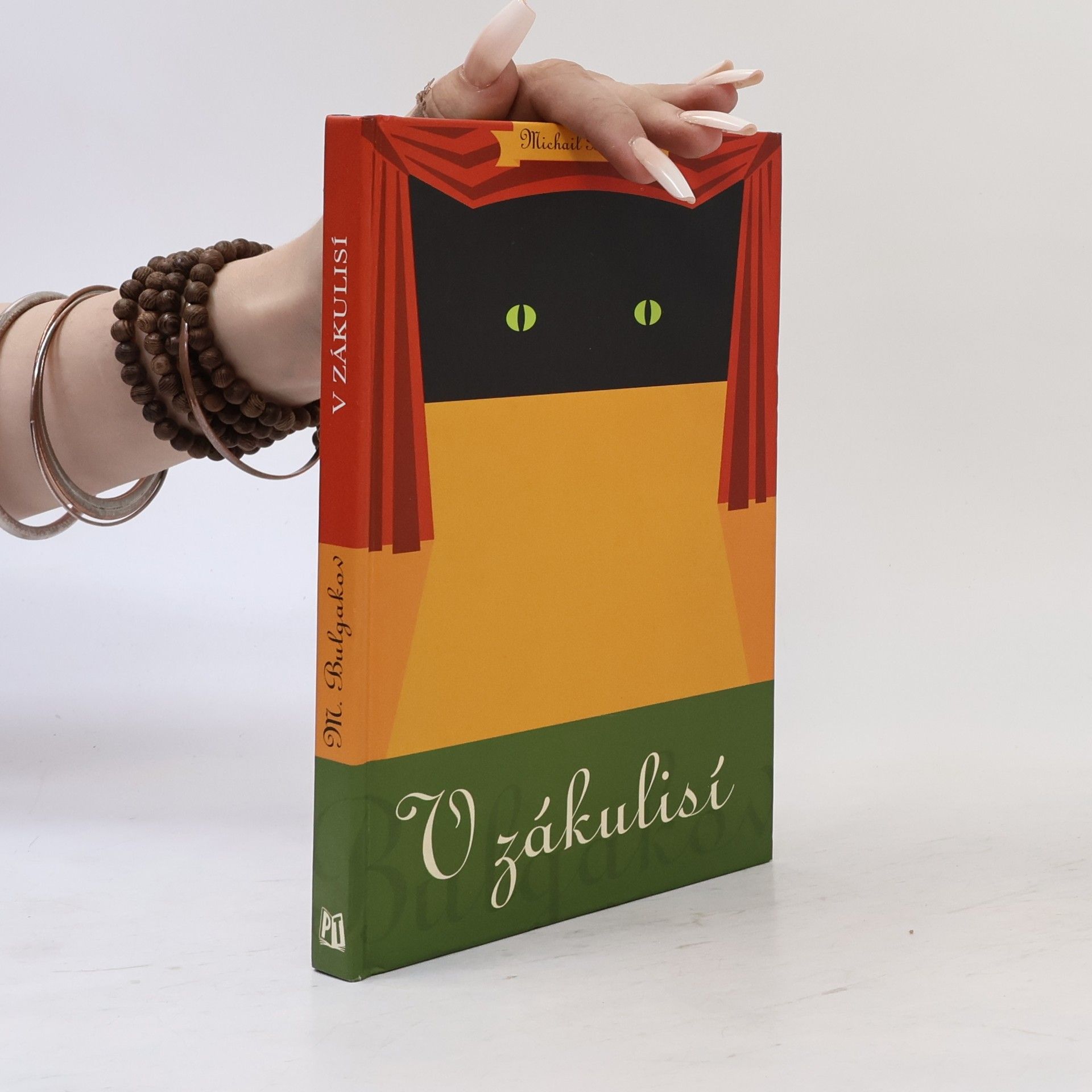 Mikhail Bulgakov V zákulisí