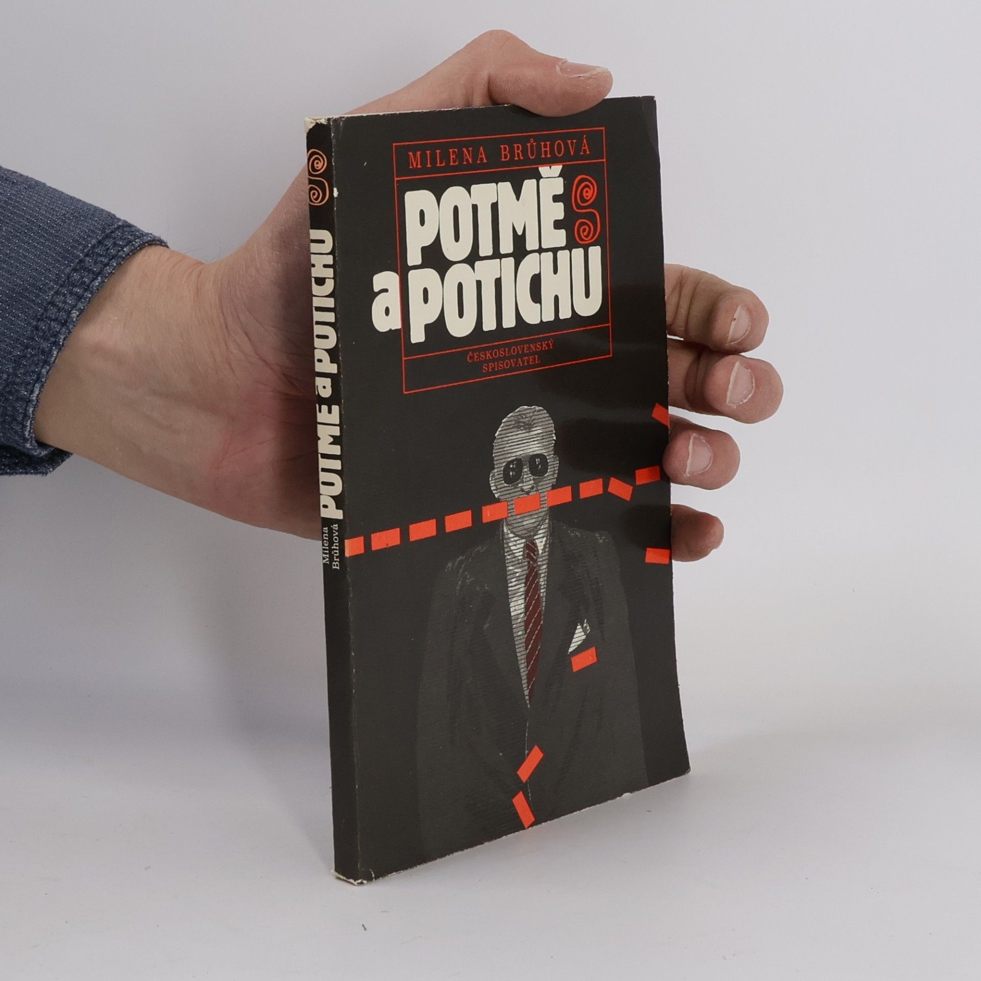Brůhová Milena Potmě a potichu