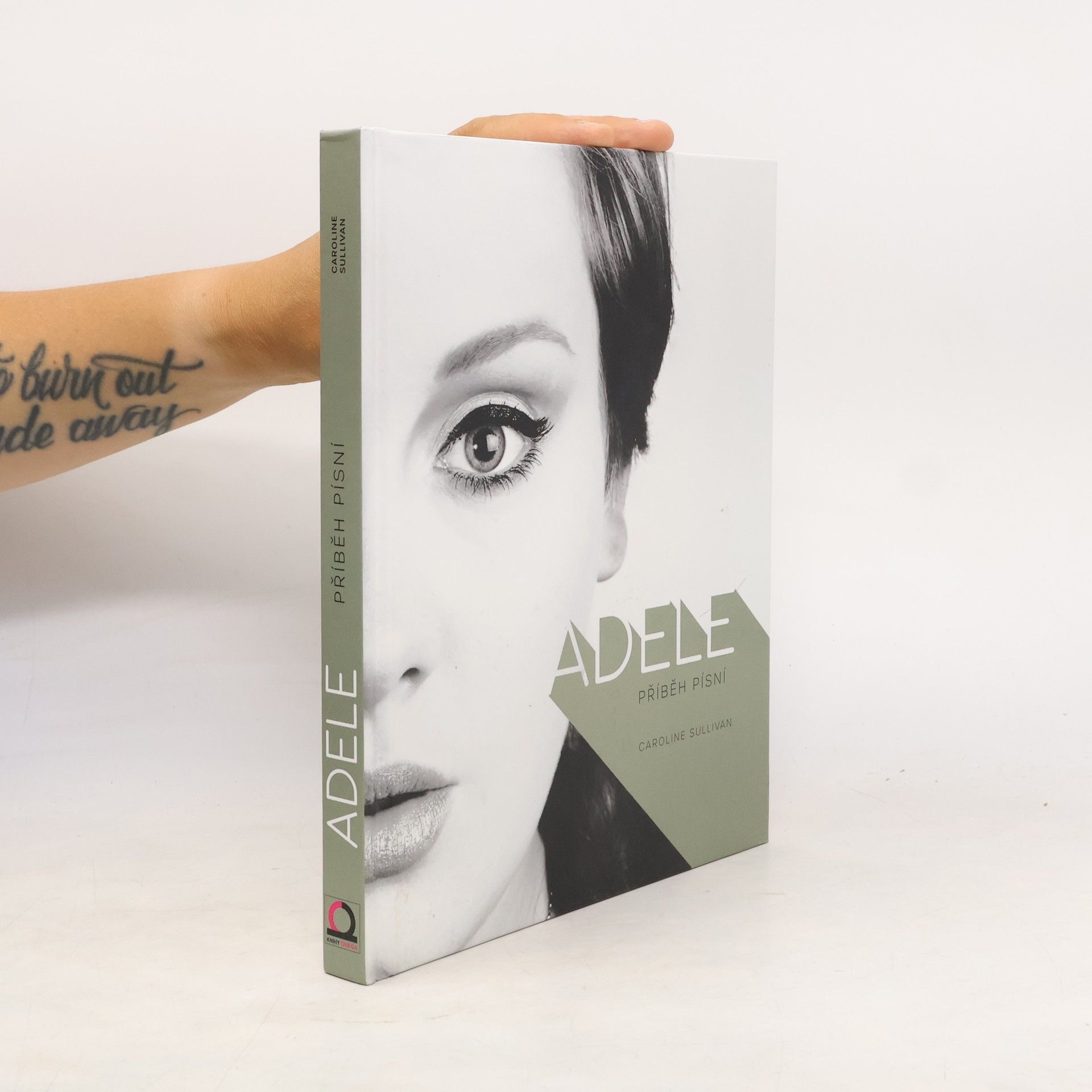 Caroline Sullivan Adele : příběh písní