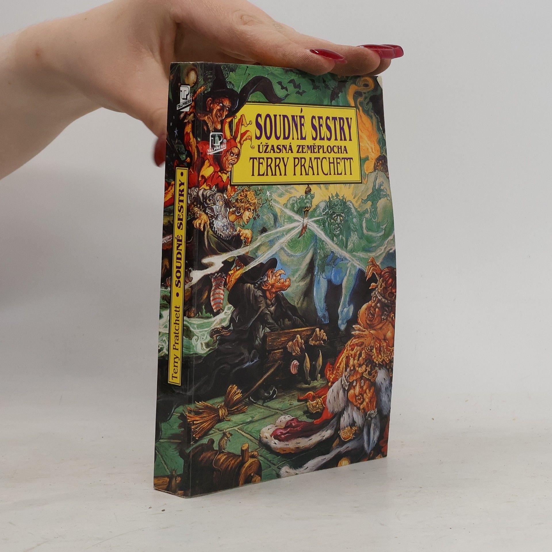 Terry Pratchett Soudné sestry