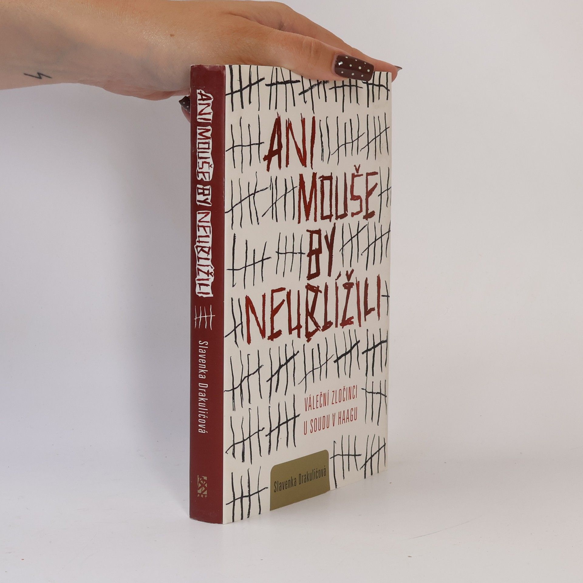 Slavenka Drakulić Ani mouše by neublížili