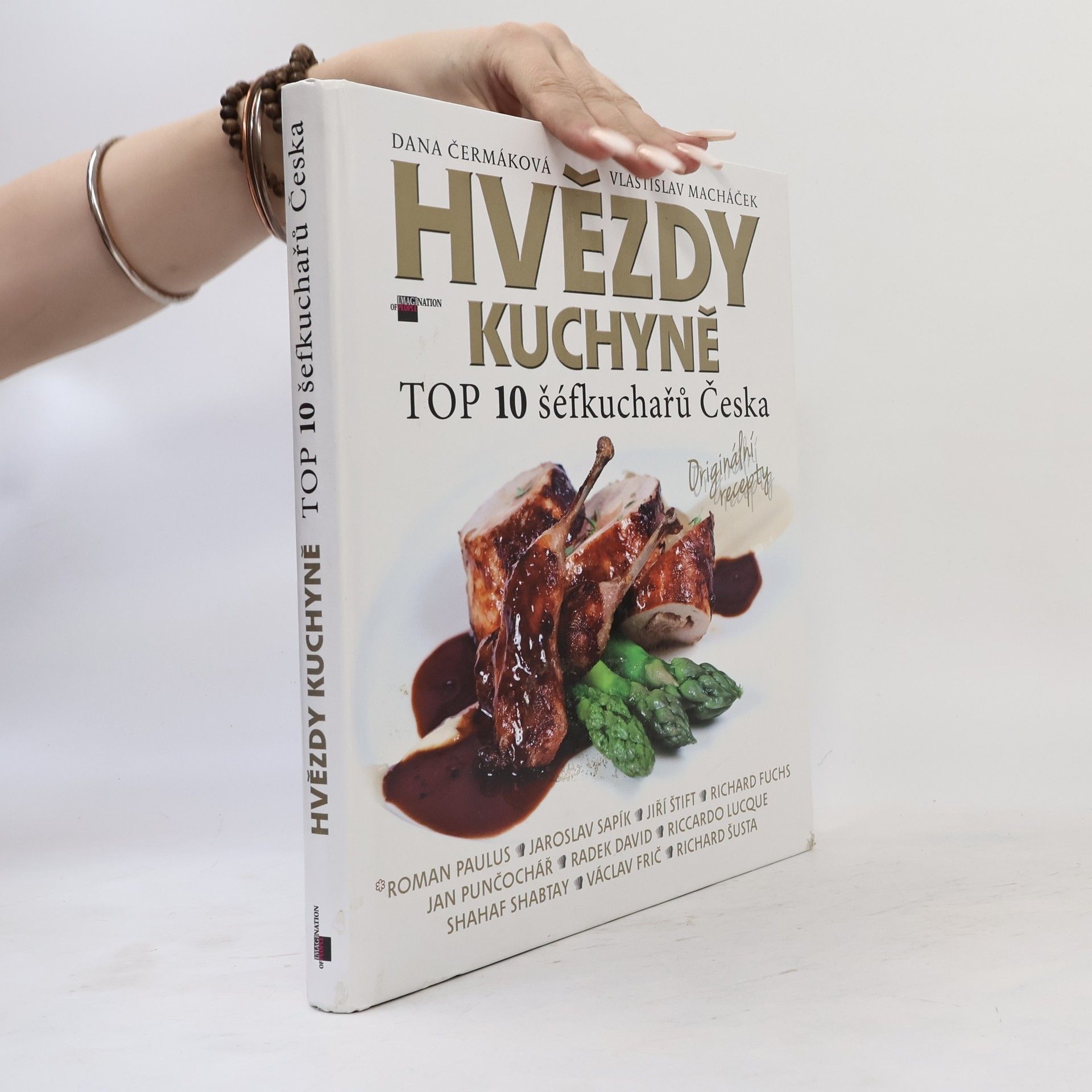 Čermáková Dana Hvězdy kuchyně : TOP 10 šéfkuchařů Česka