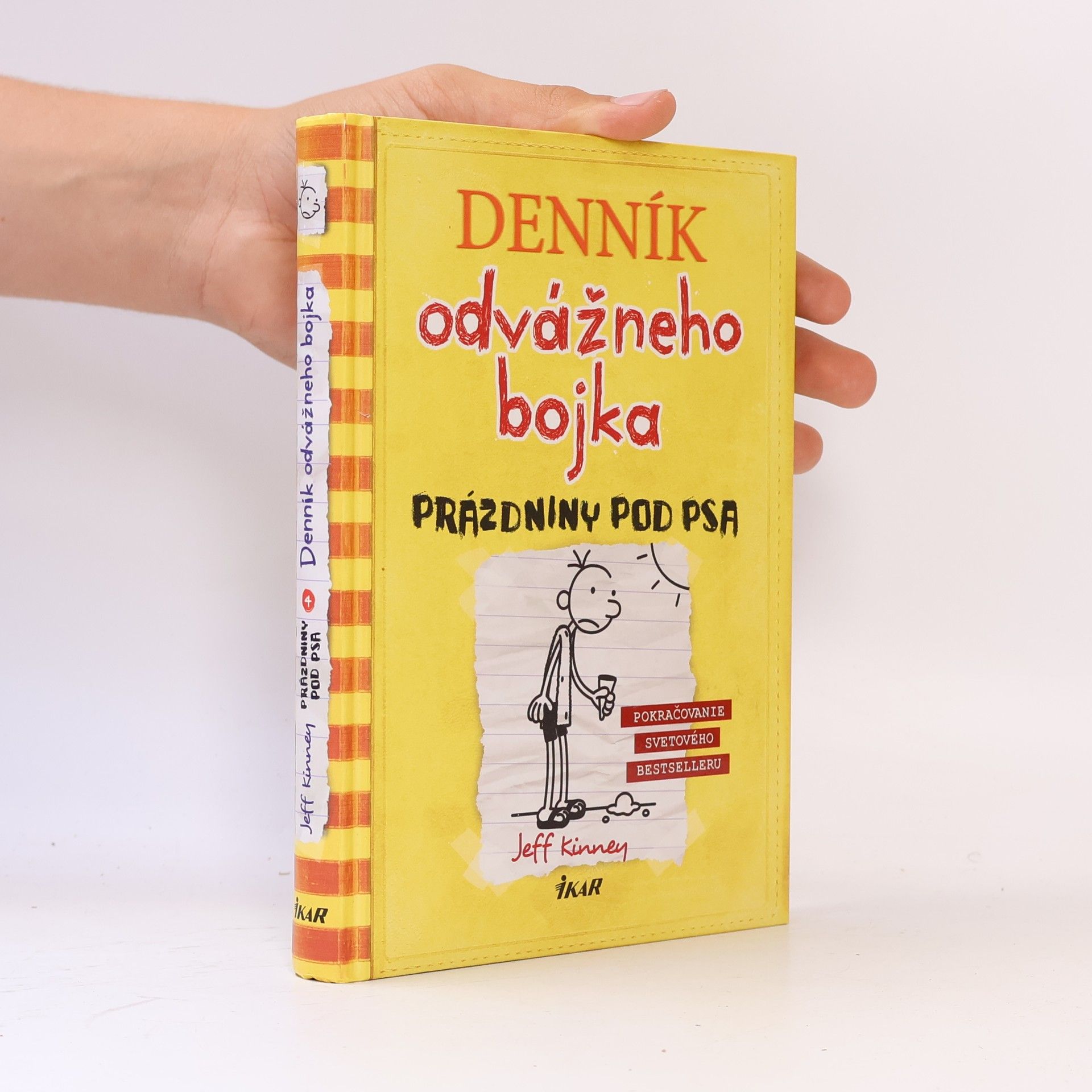 Jeff Kinney Denník odvážneho bojka 4: Prázdniny pod psa