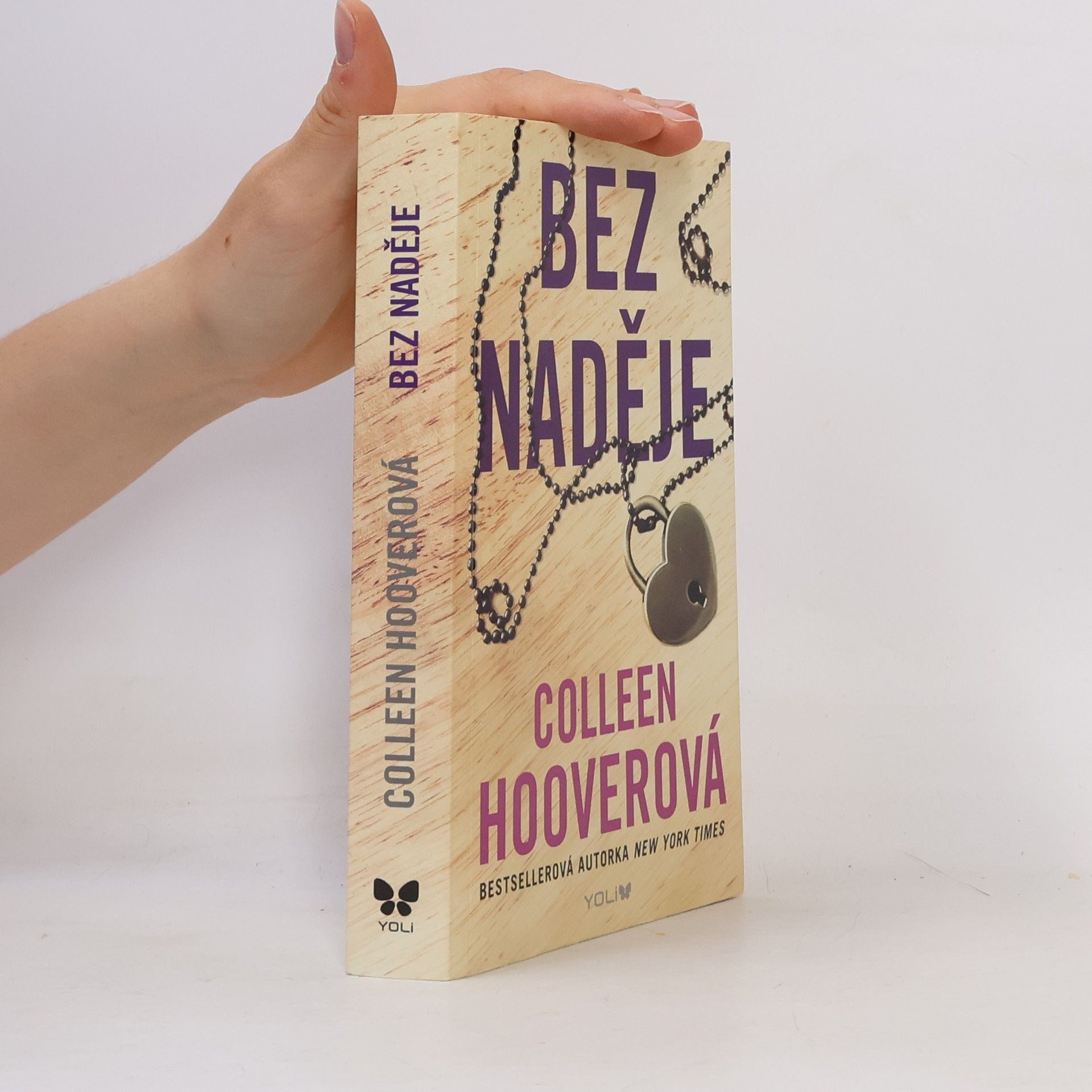 Colleen Hoover Bez naděje