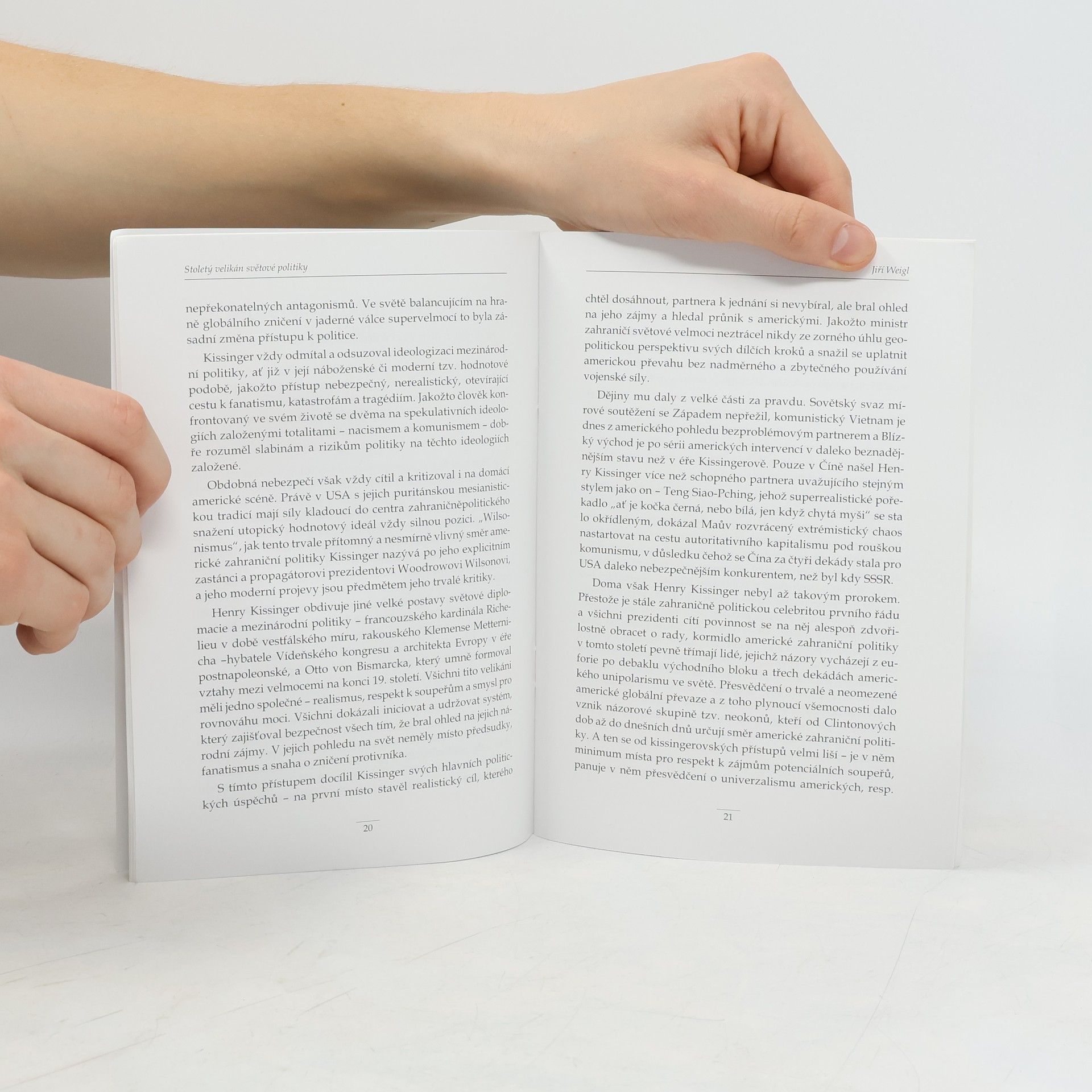 Autores varios Henry Kissinger: 100 let a dnešek