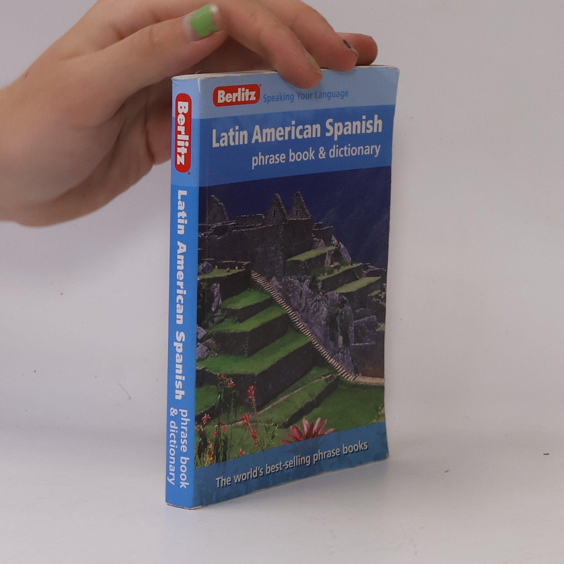 Berlitz Publishing Company Berlitz Phrasebooks: Berlitz Latin American Spanish Phrase Book and Dictionary