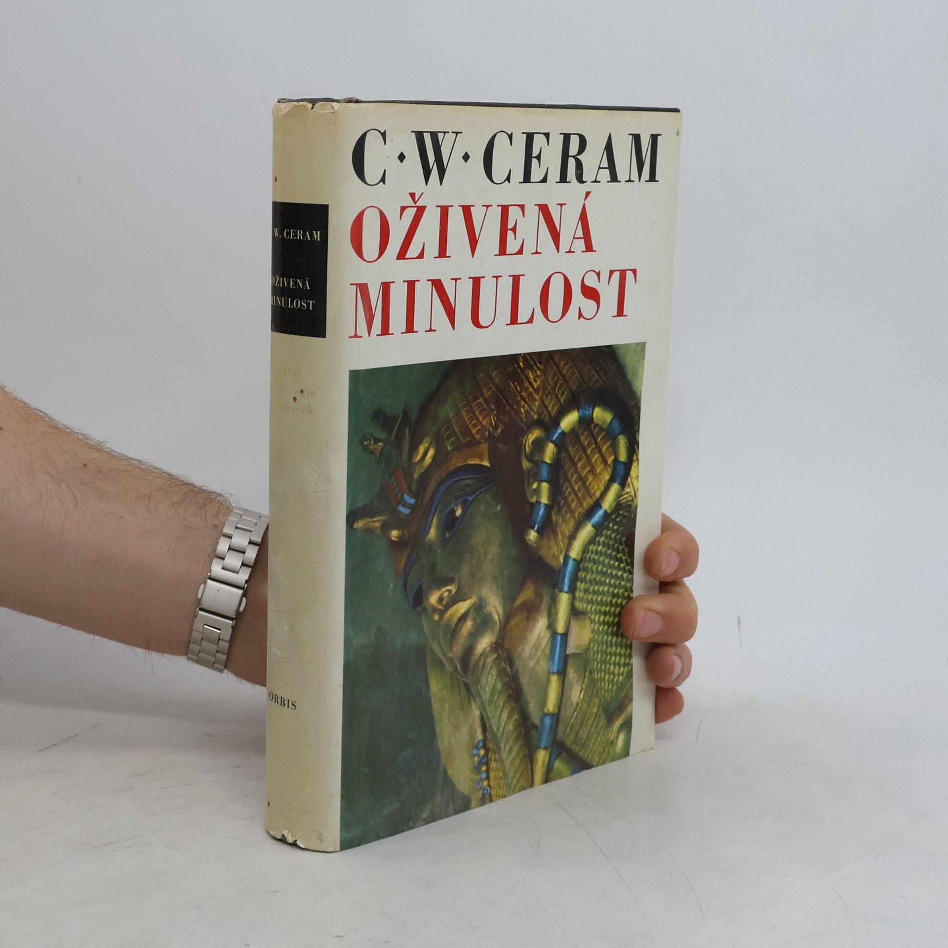 C. W. Ceram Oživená minulost