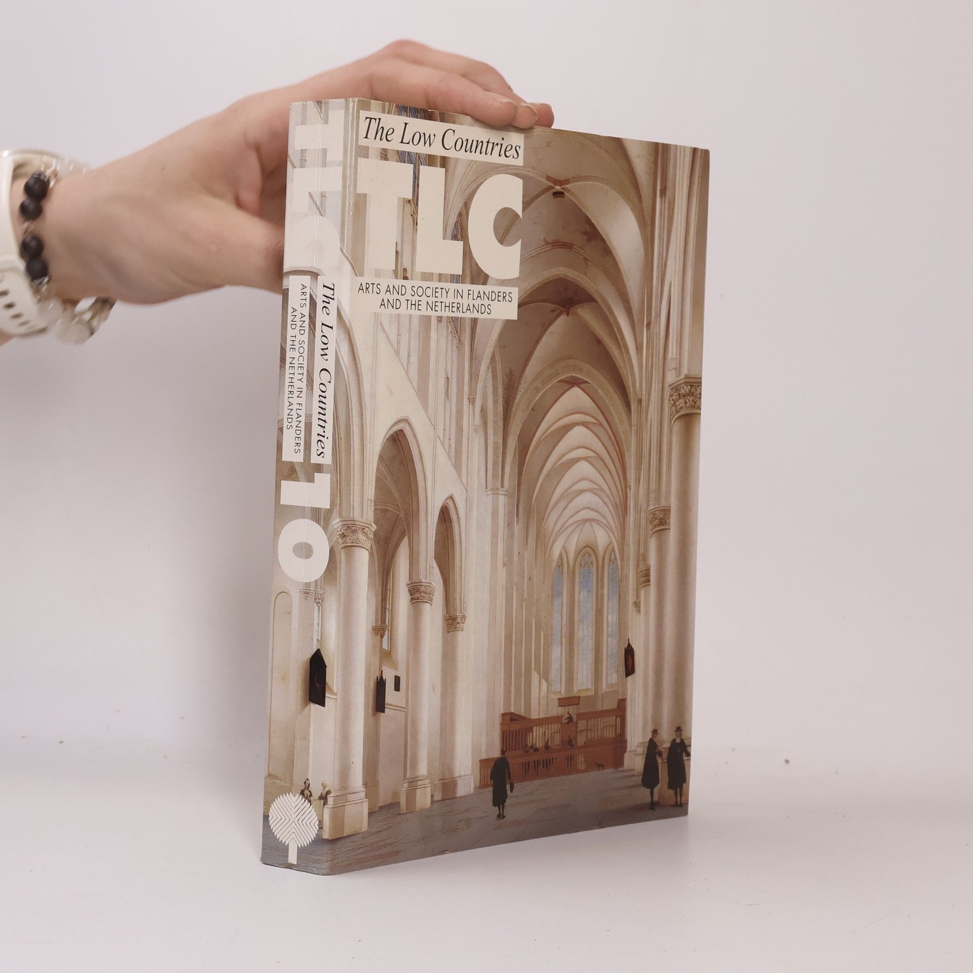 Collectif d'auteurs The low countries : Arts and Society in Flanders and the Netherland 10.