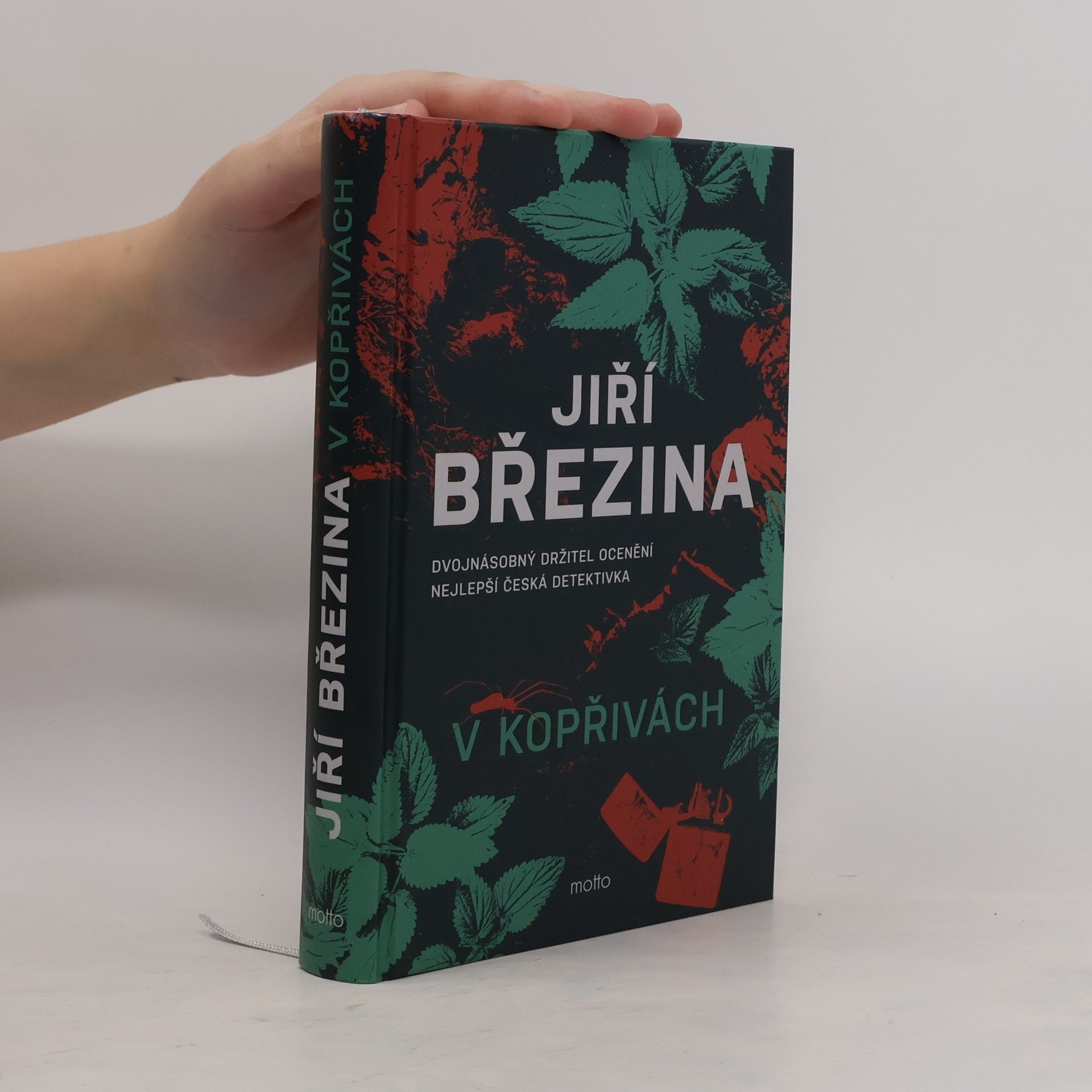 V kopřivách