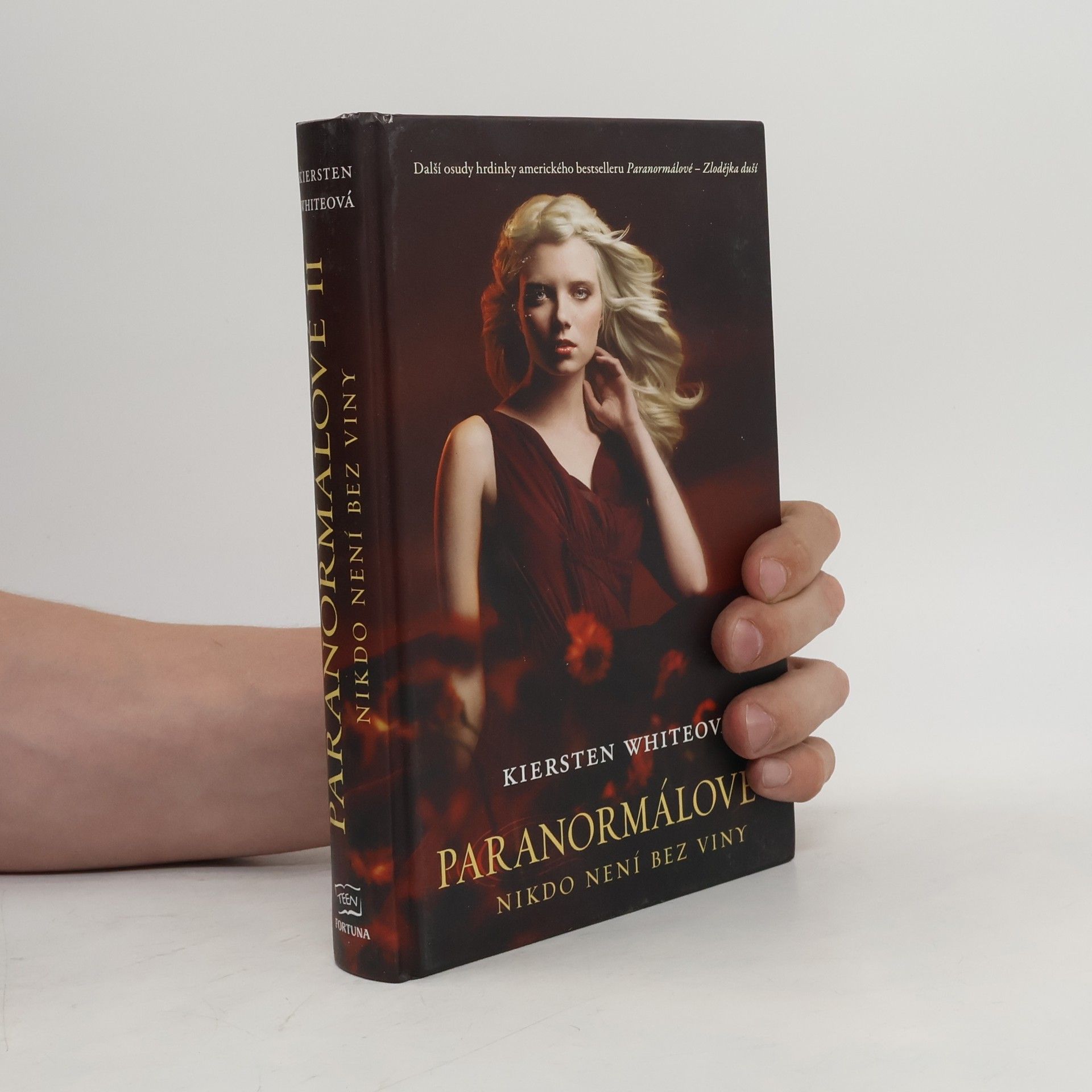Kiersten Whiteová Paranormálové II. Nikdo není bez viny