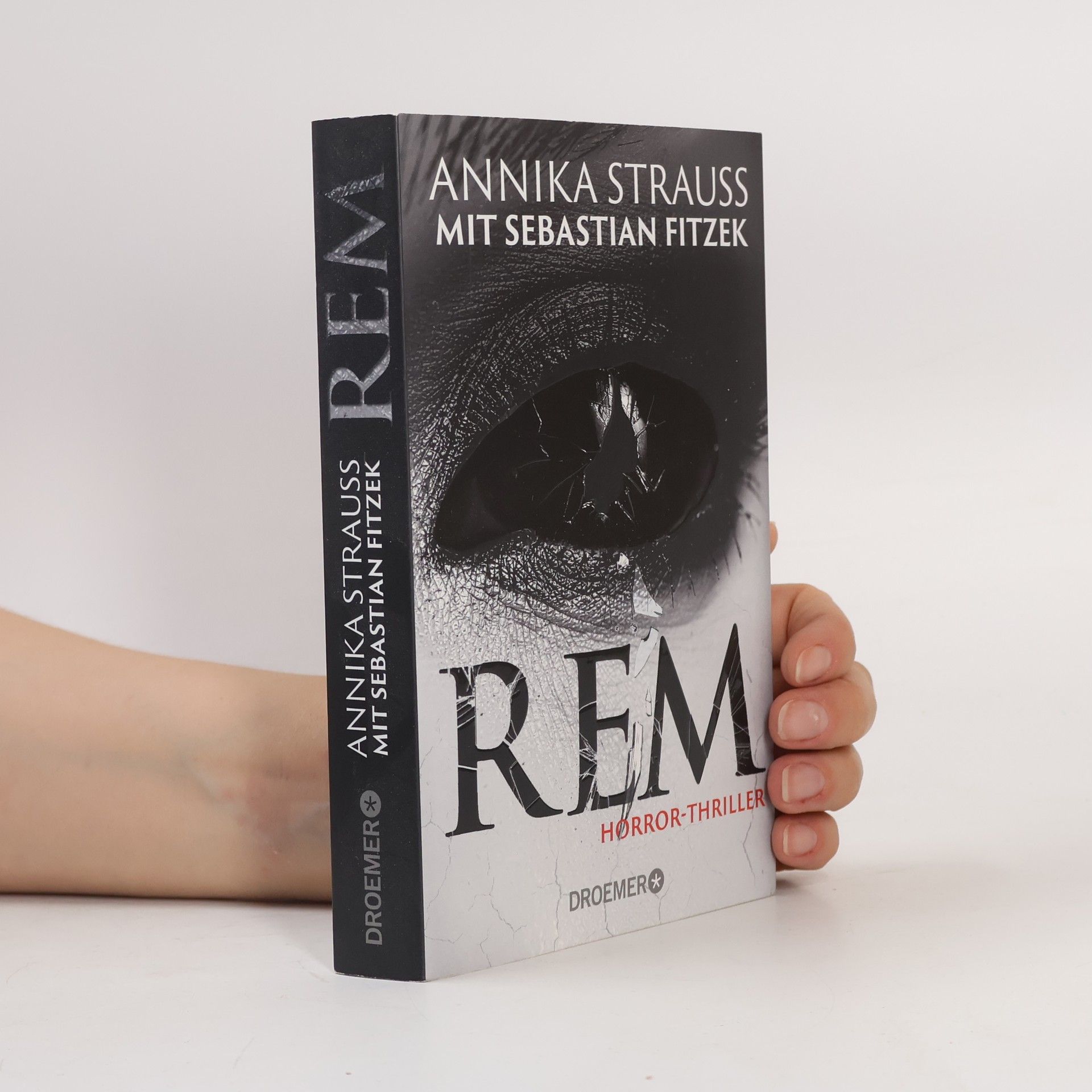 Annika Strauss REM