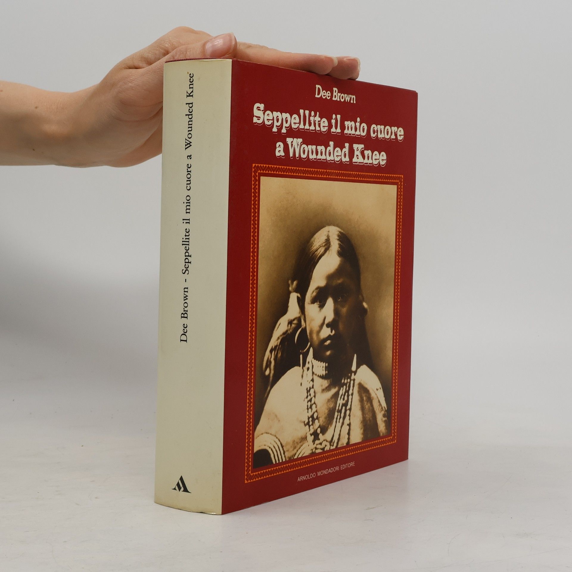 Brown Dee Seppellite il mio cuore a Wounded Knee