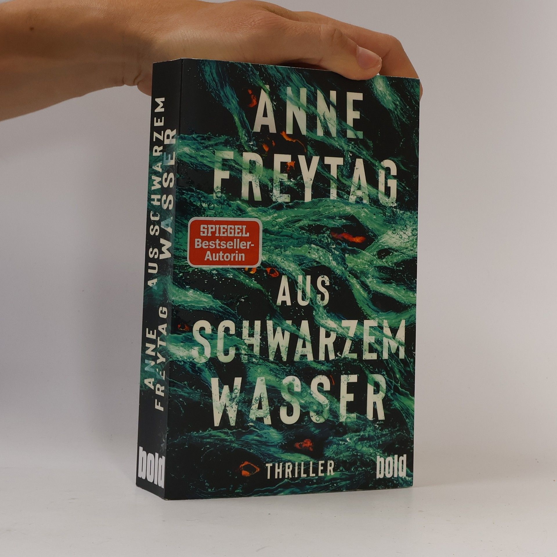 Anne Freytag Aus schwarzem Wasser