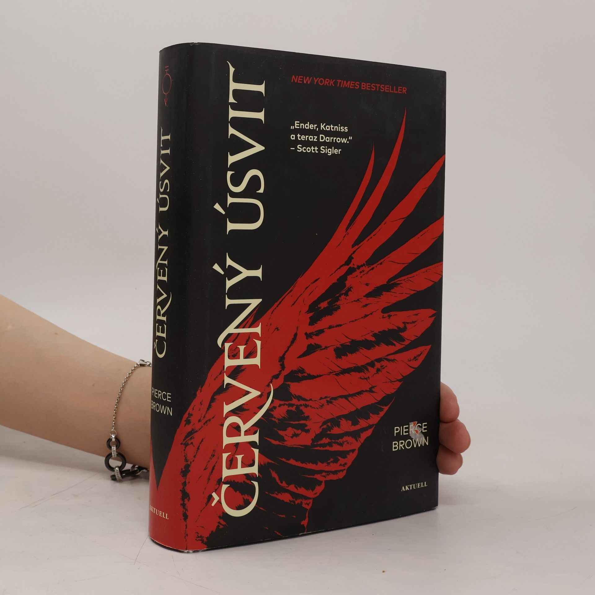 Pierce Brown Červený úsvit