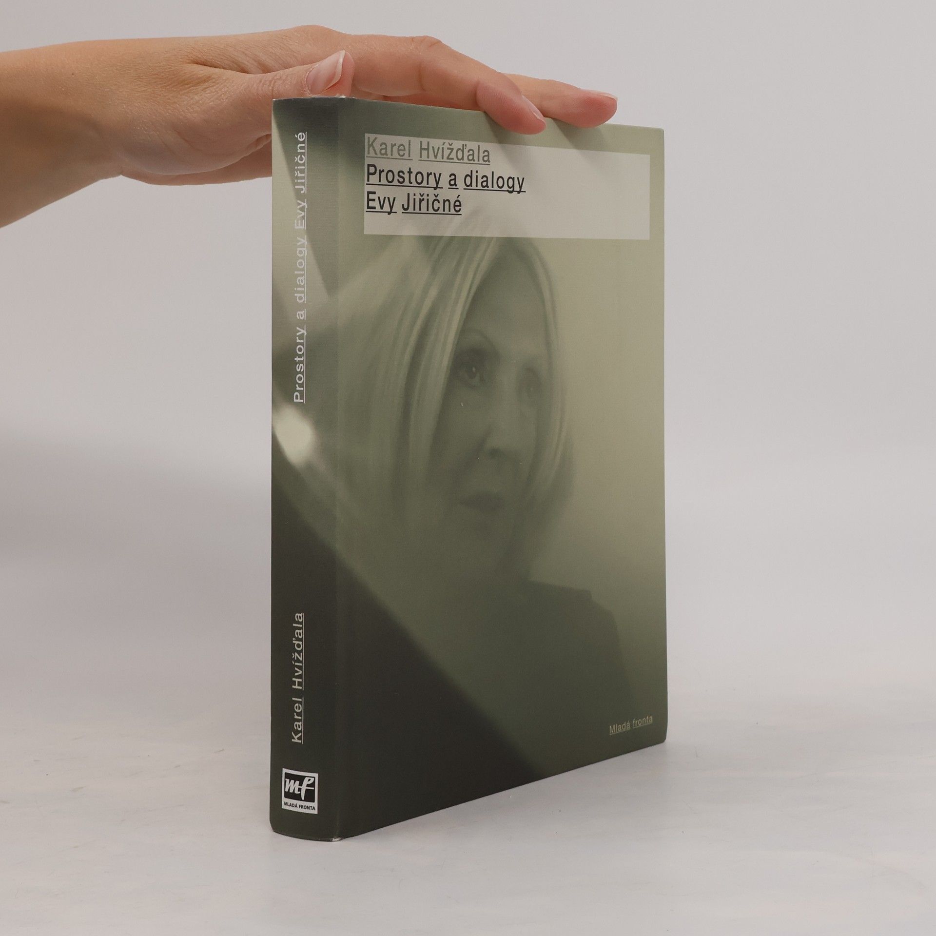 Eva Jiřičná Prostory a dialogy Evy Jiřičné