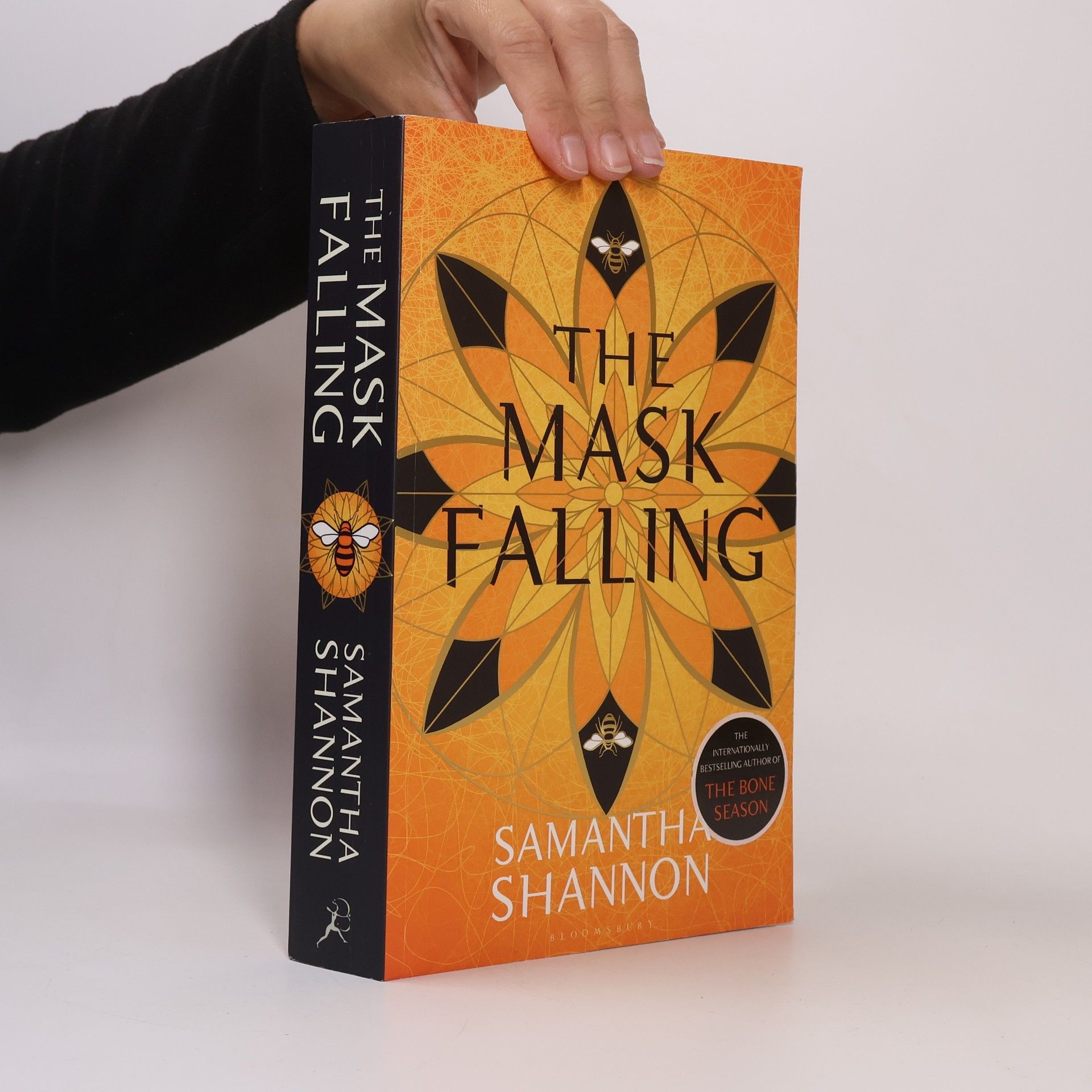 Samantha Shannon The Mask Falling