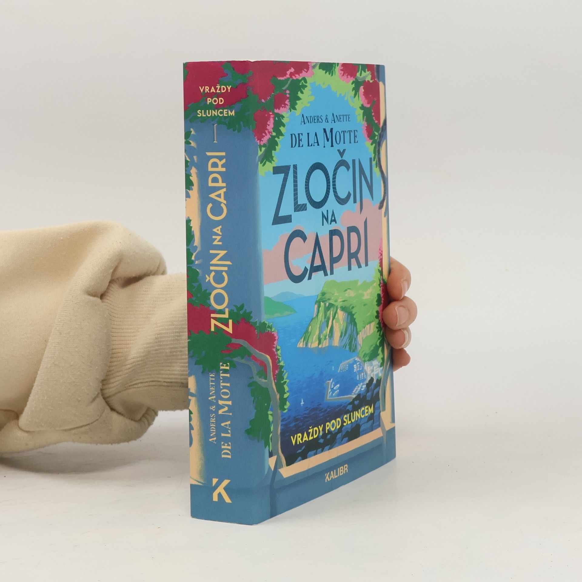 Anette De la Motte Vraždy pod sluncem 1: Zločin na Capri
