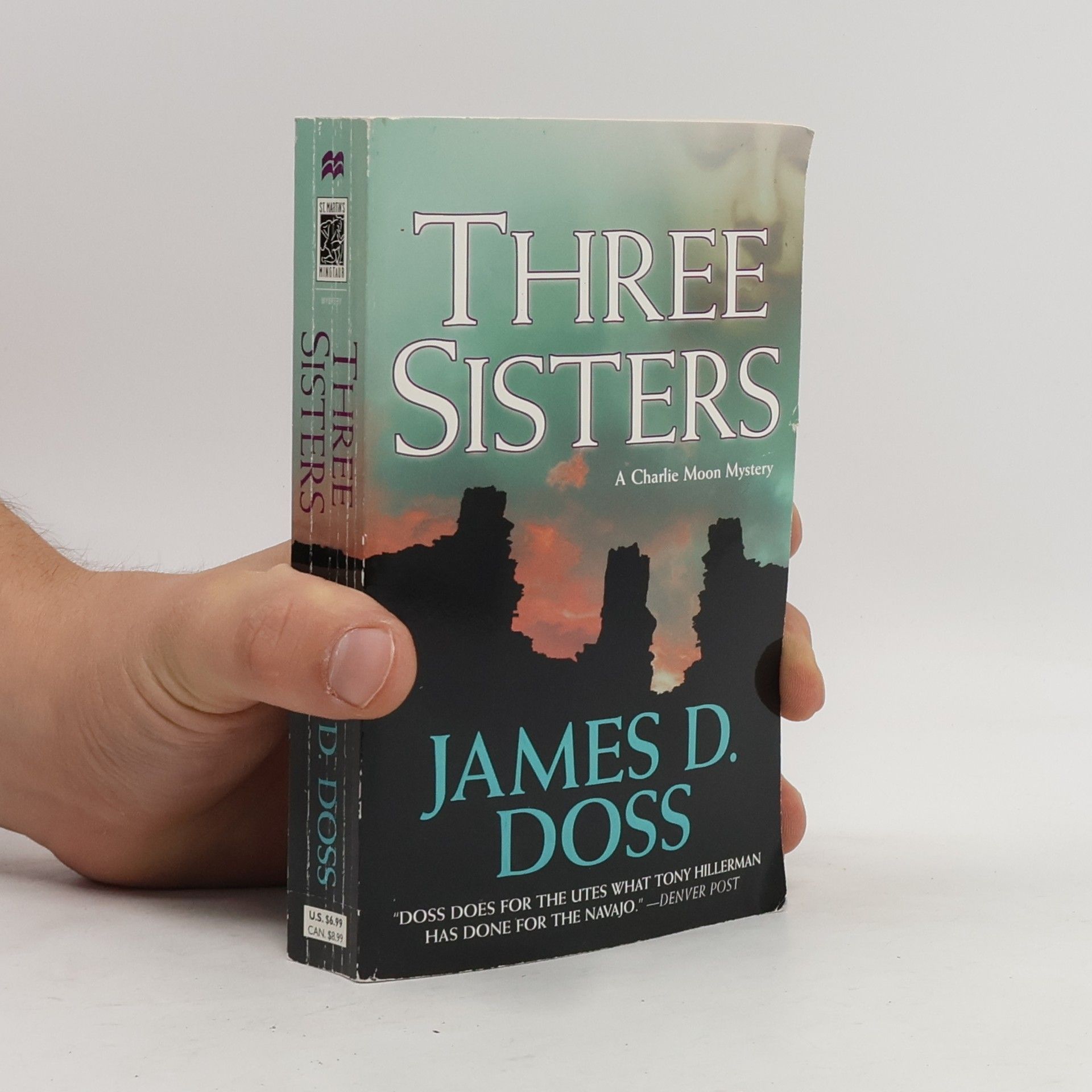 James D. Doss Charlie Moon Mystery: Three Sisters