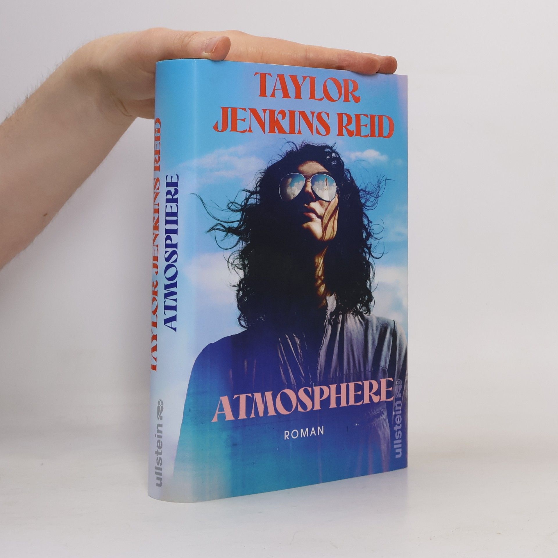 Taylor Jenkins Reid Atmosphere