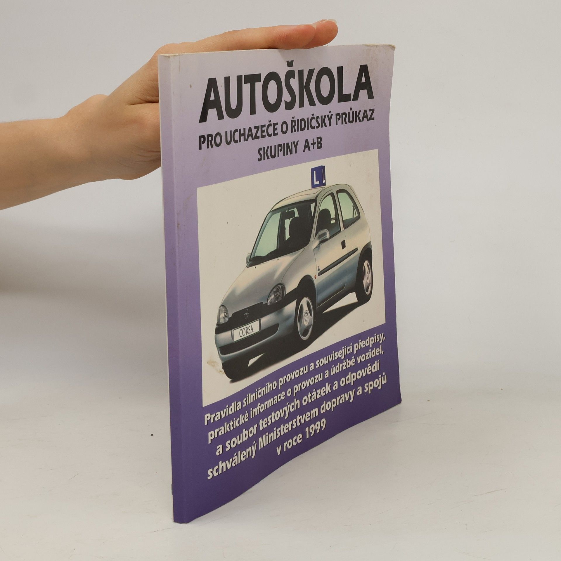 Autoškola pro uchazeče o řidičský průkaz skupiny A+B