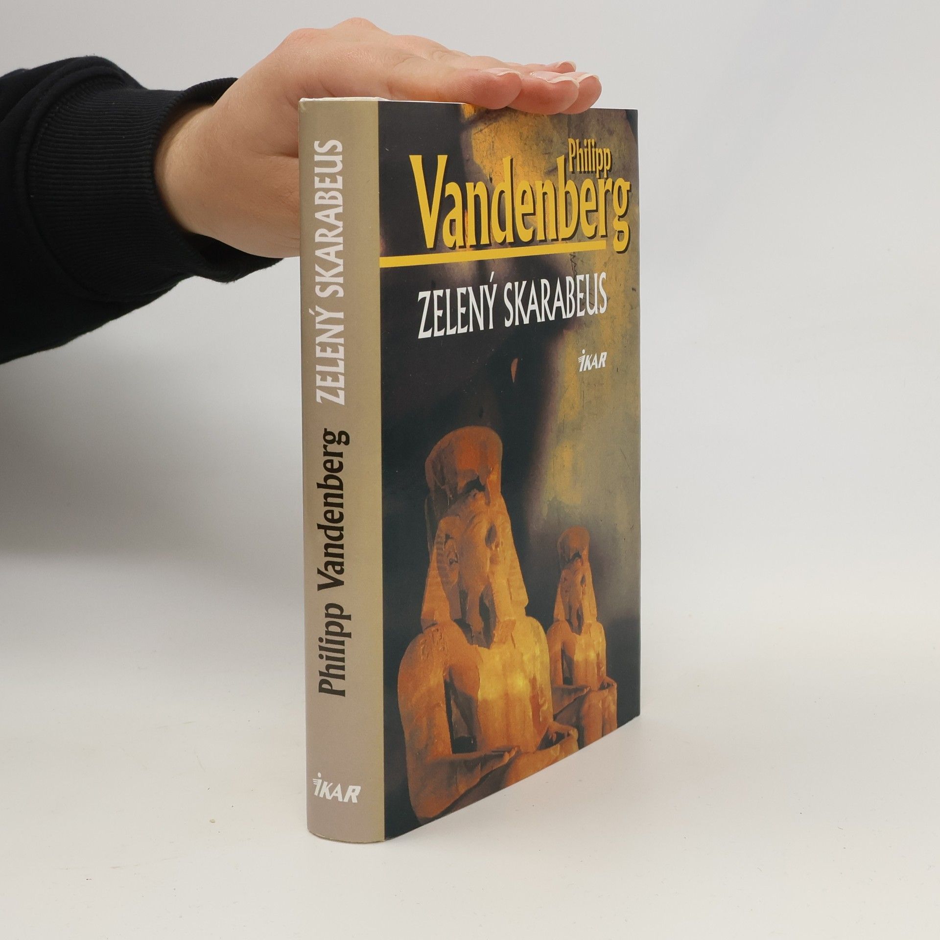 Philipp Vandenberg Zelený skarabeus