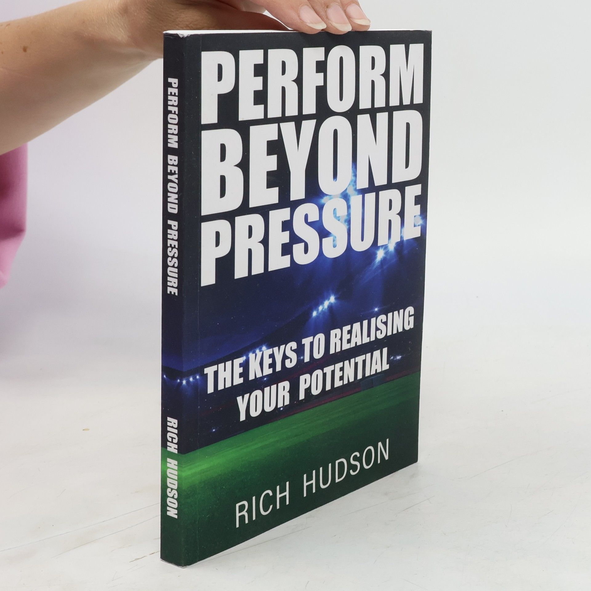 Rich Hudson Perform Beyond Pressure
