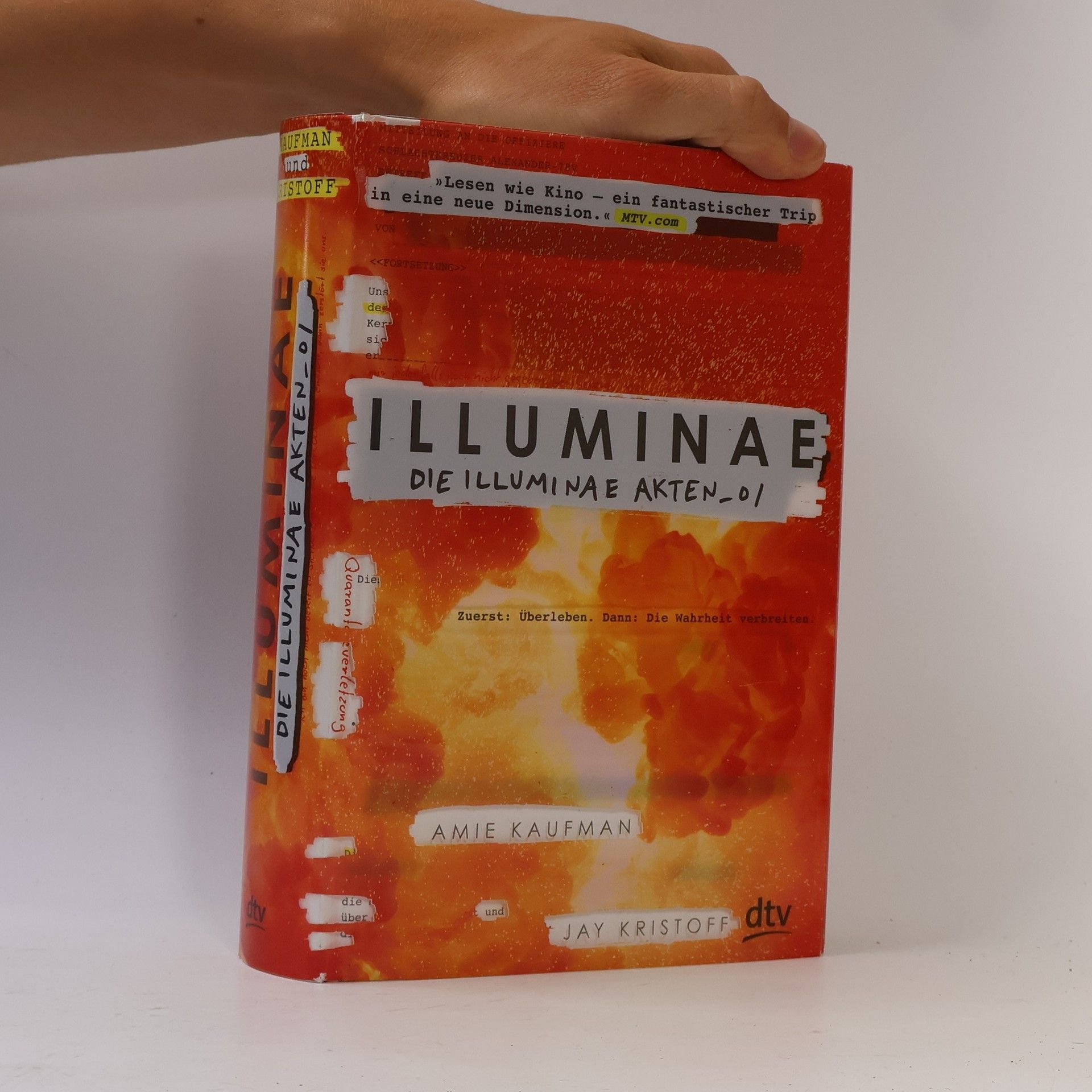 Amie Kaufman Illuminae