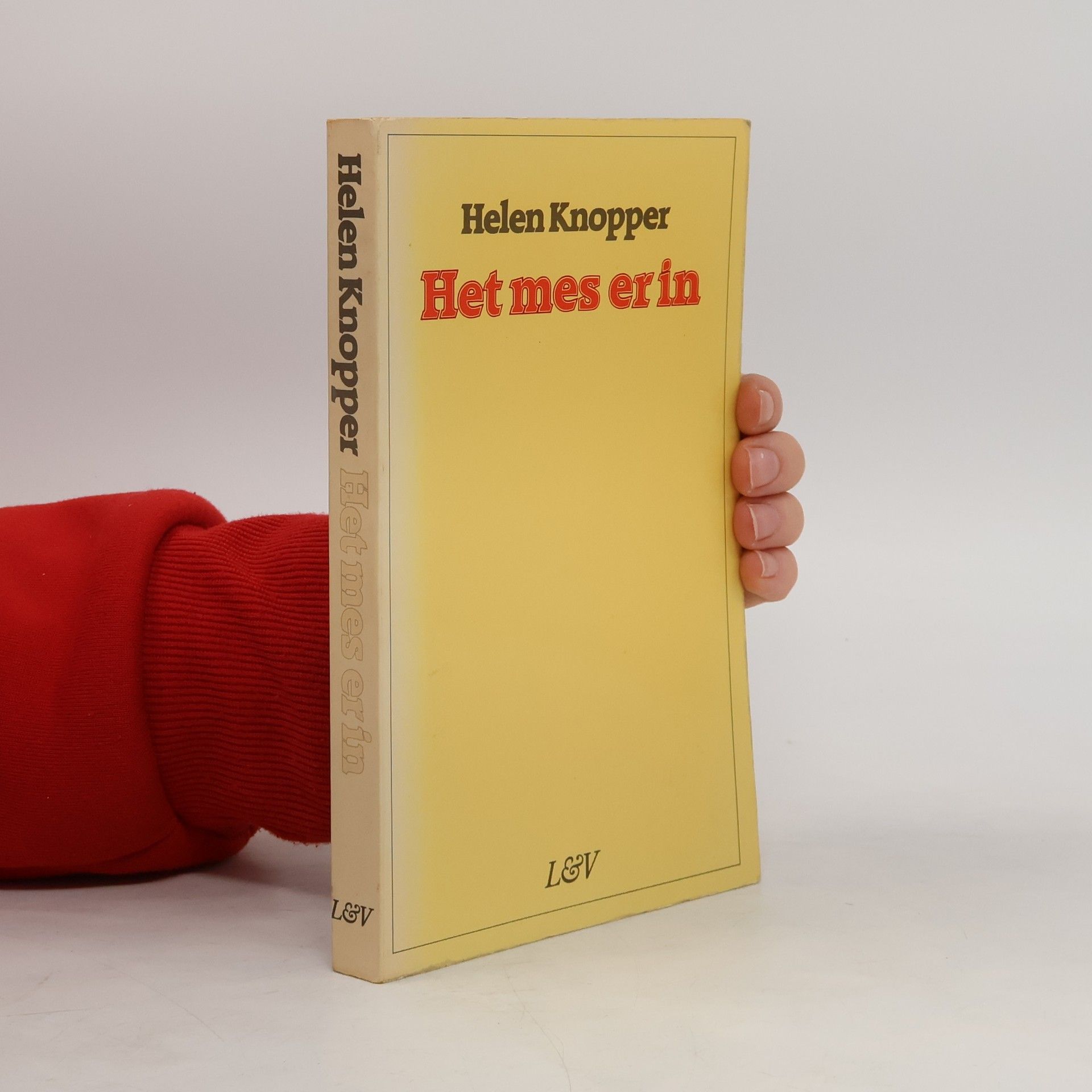 Helen Knopper Het mes er in