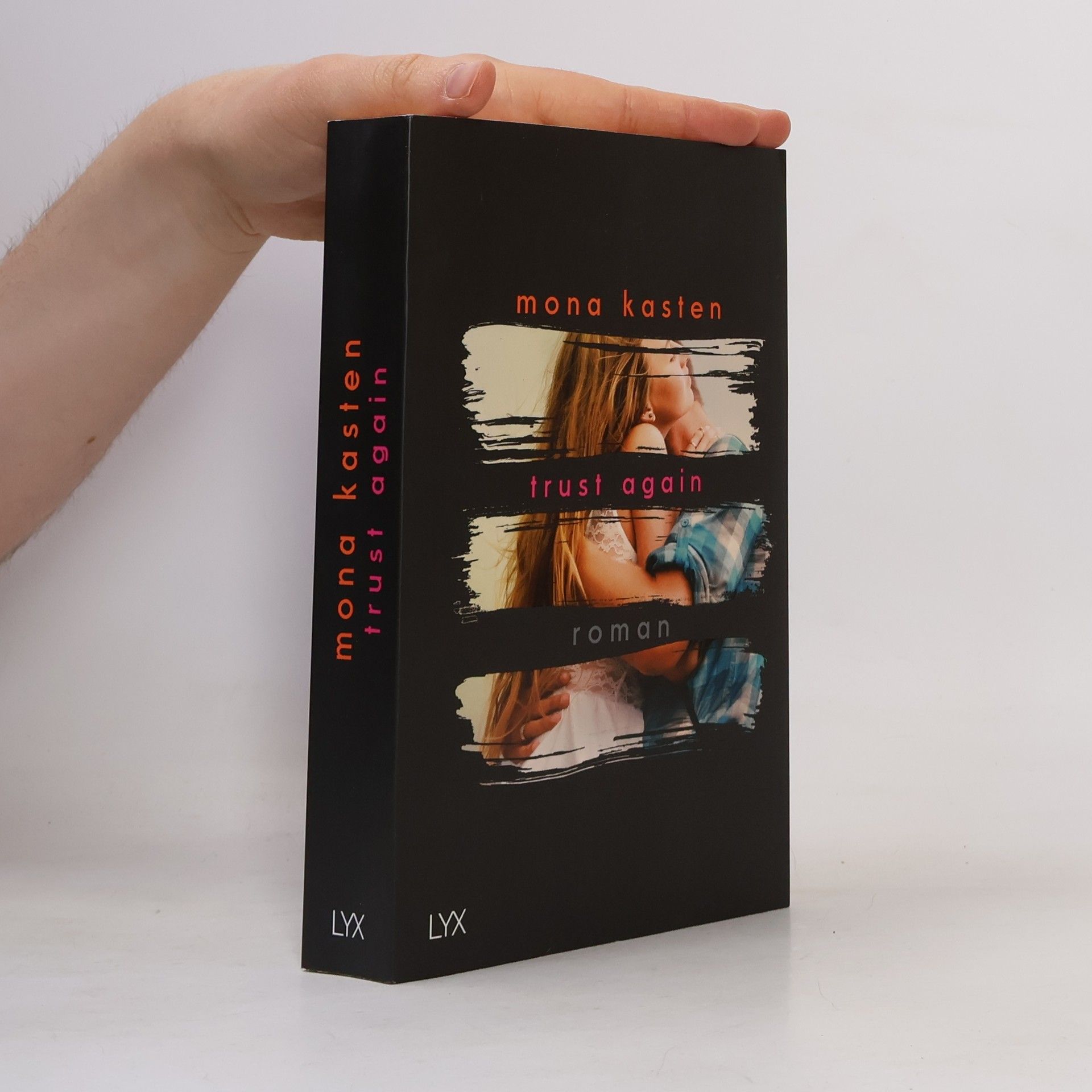 Mona Kasten Trust again