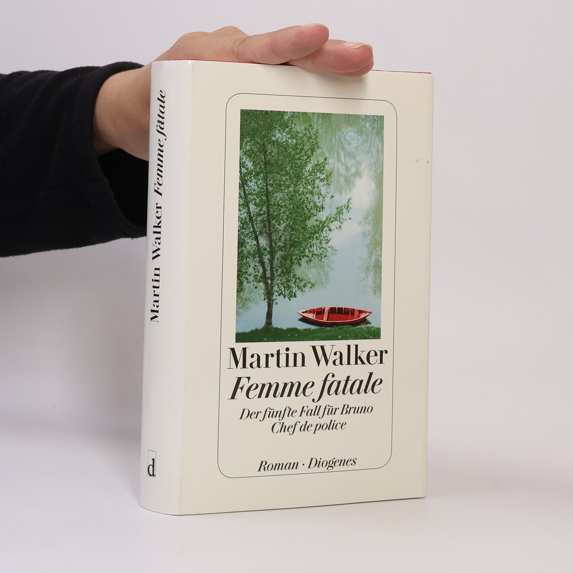Martin Walker Femme fatale