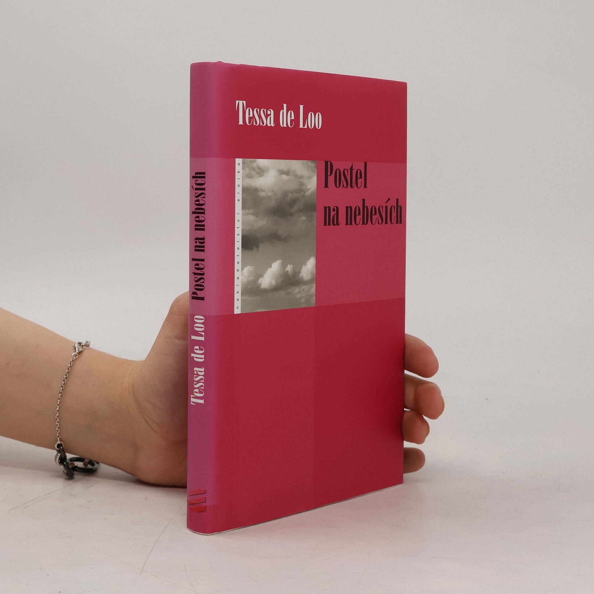 Tessa de Loo Postel na nebesích