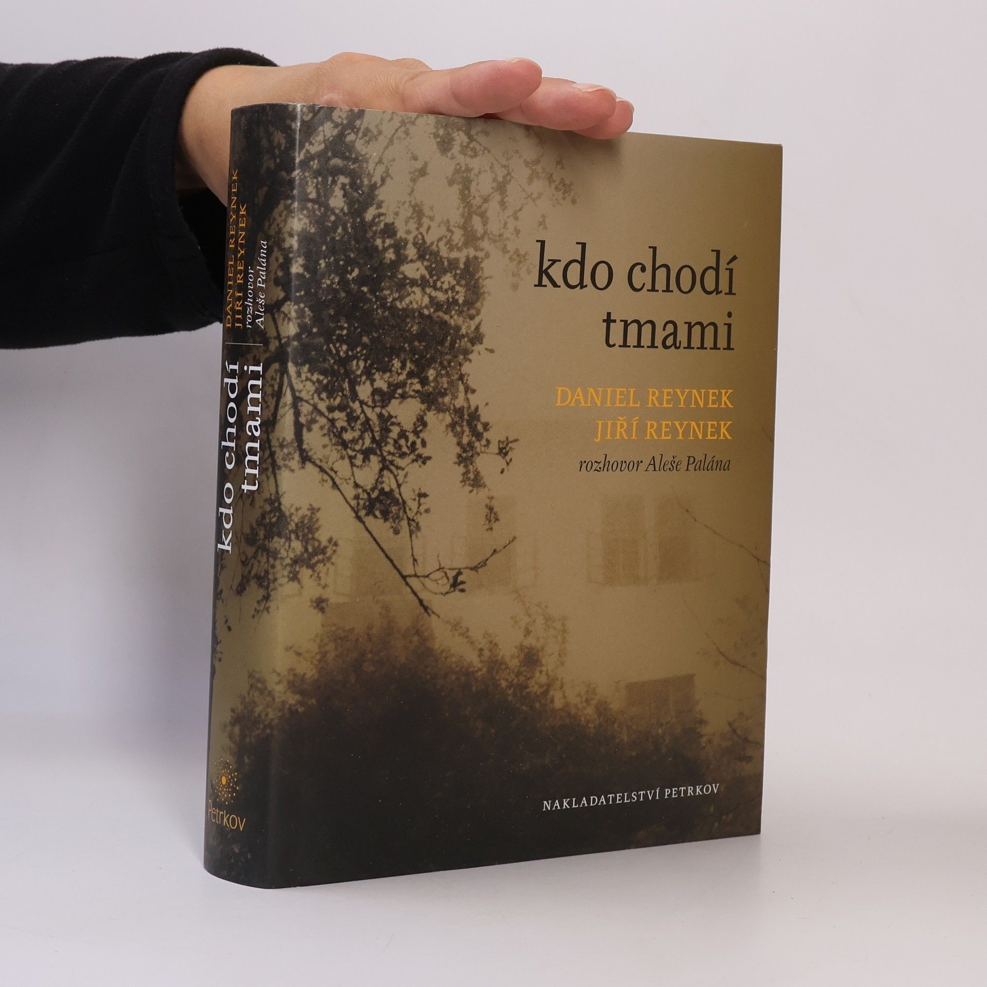 Daniel Reynek Kdo chodí tmami