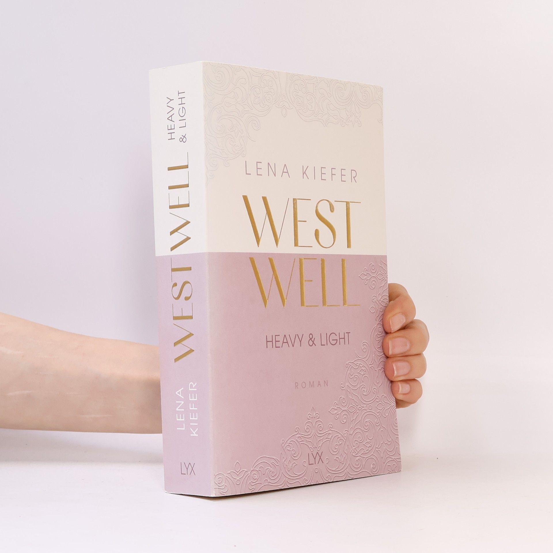 Lena Kiefer Westwell. Heavy & Light