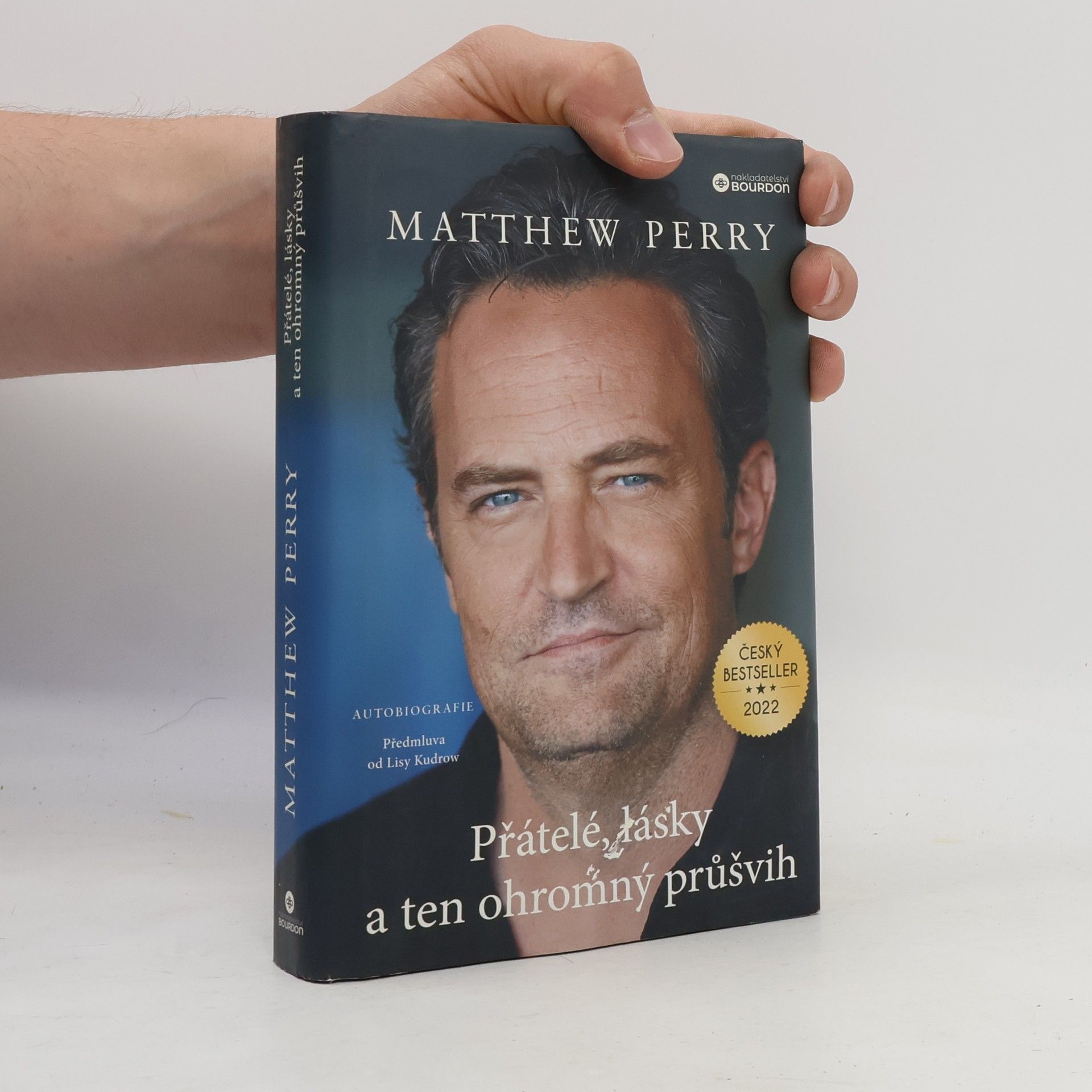 Matthew Perry Přátelé, lásky a ten ohromný průšvih