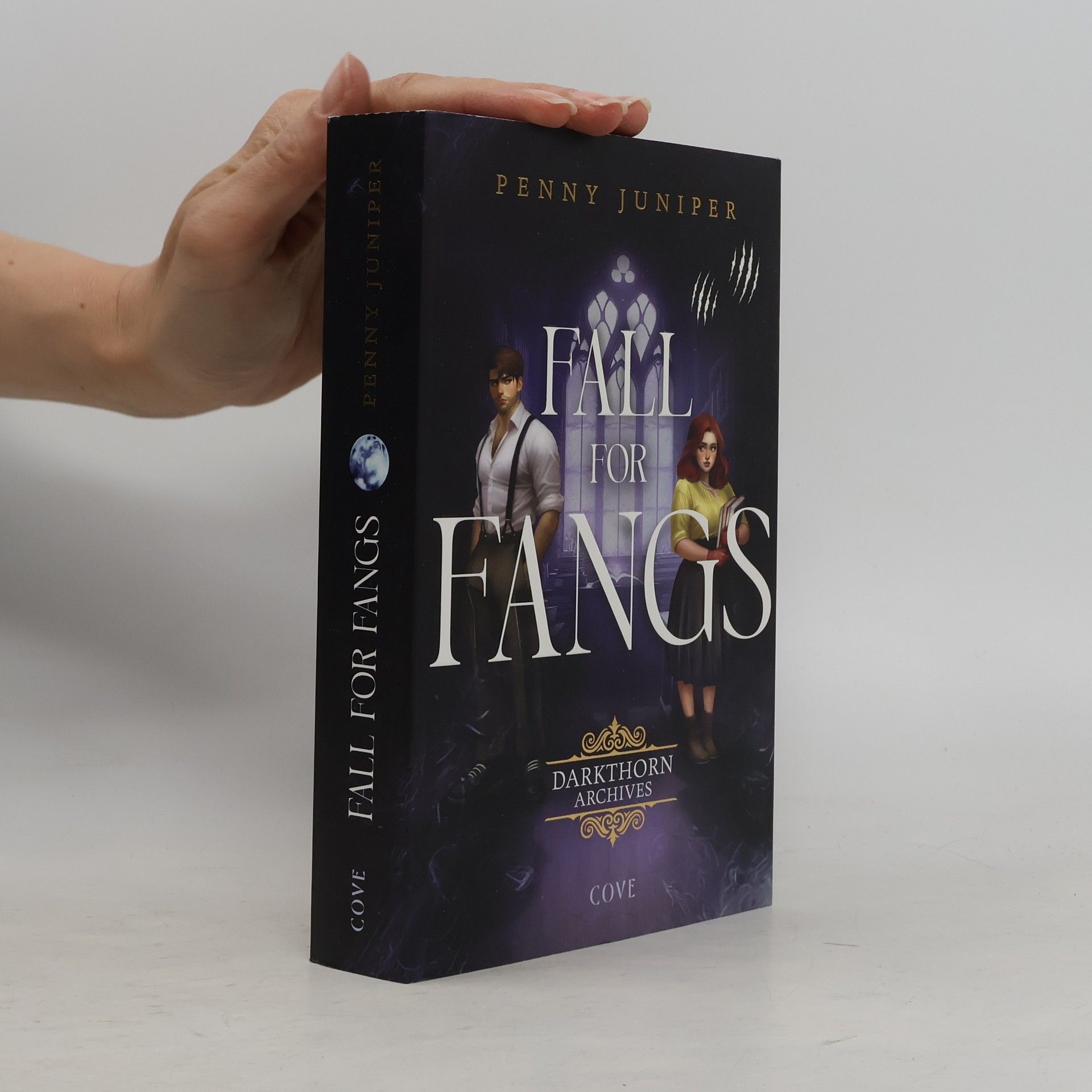 Penny Juniper Fall for Fangs