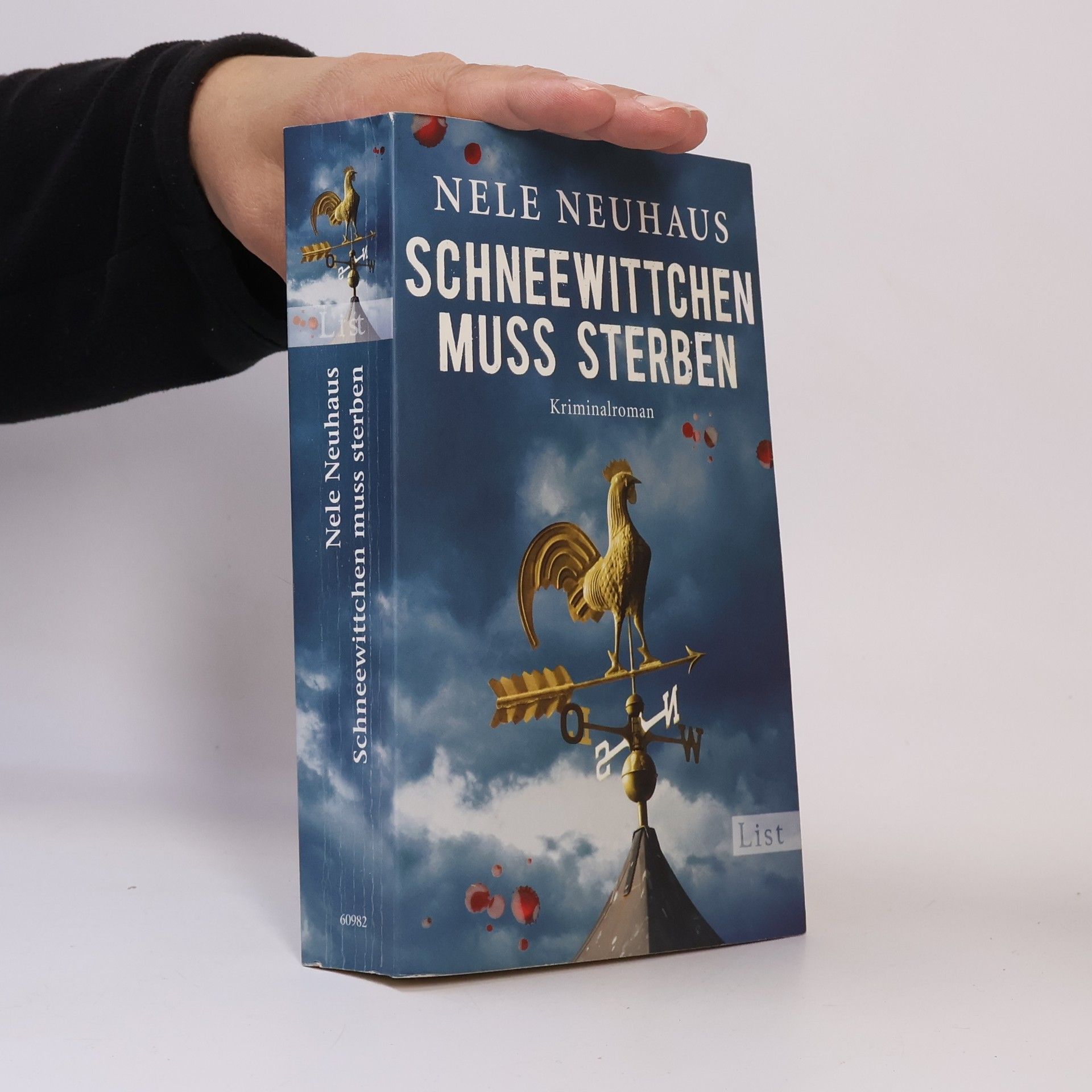 Nele Neuhaus Schneewittchen muss sterben