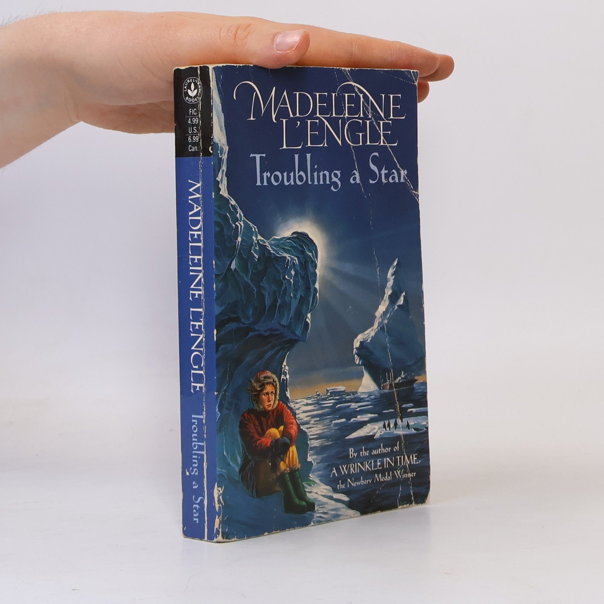 Madeleine L'Engle Austin Family Chronicles - 5: Troubling a Star