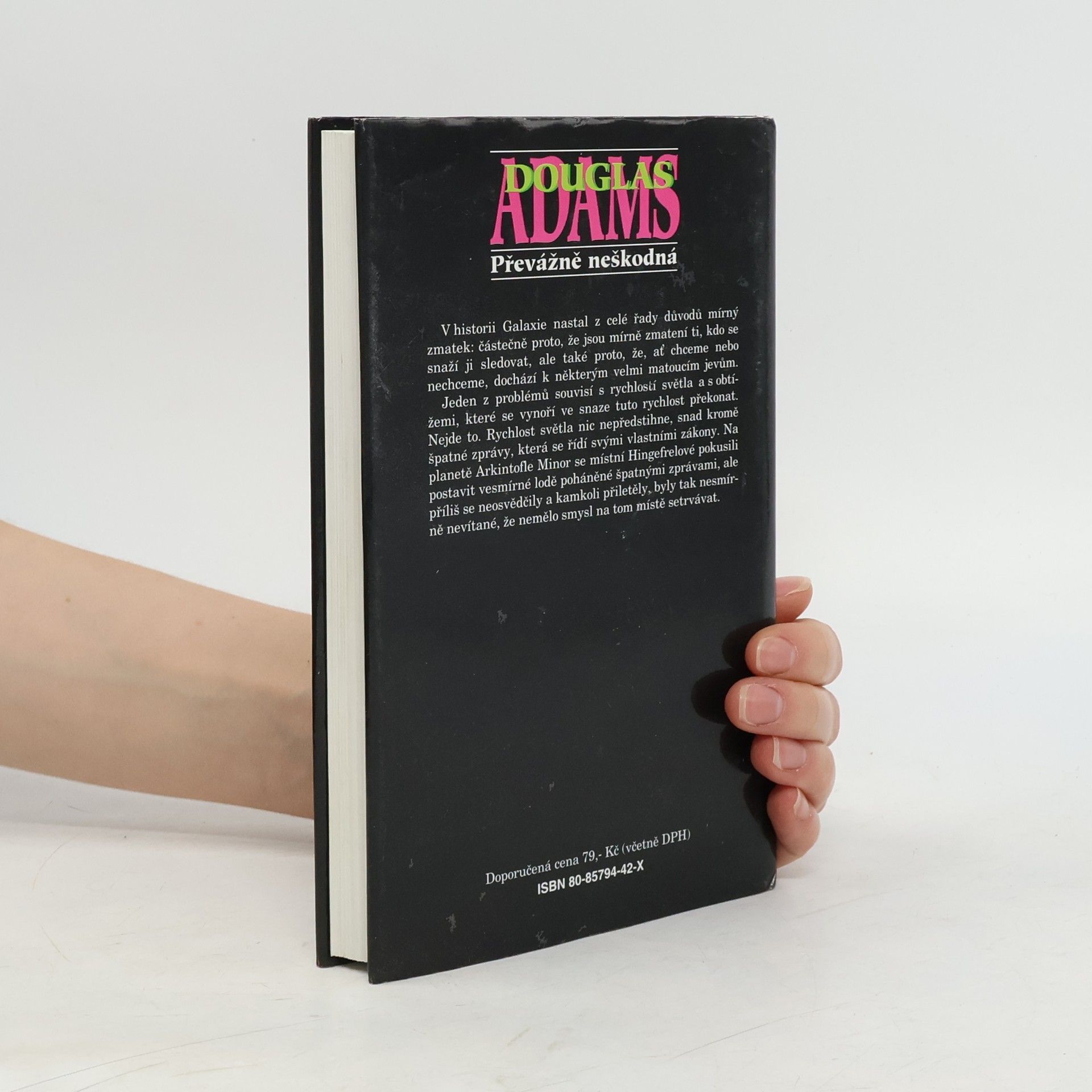 Douglas Adams Převážně neškodná